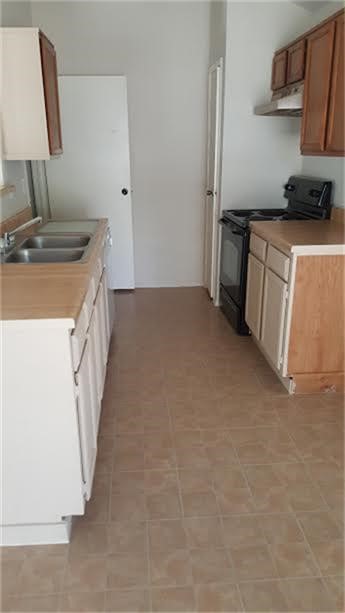 6717 Greenyard Drive Property Photo 3