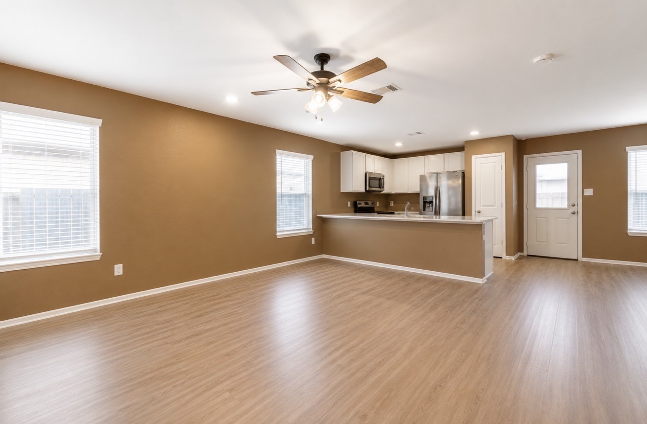 269 Bennett Loop Property Photo 4