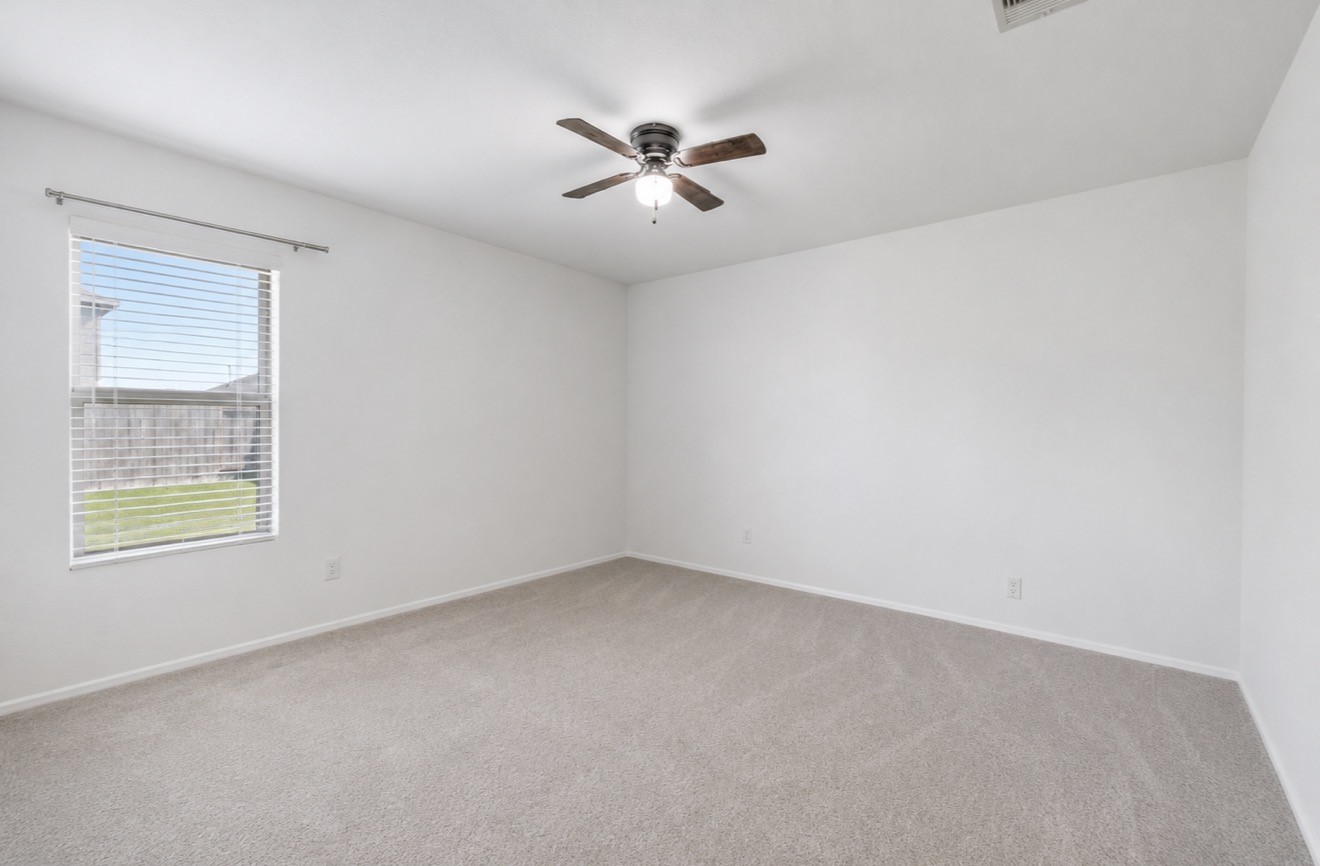 269 Bennett Loop Property Photo 10