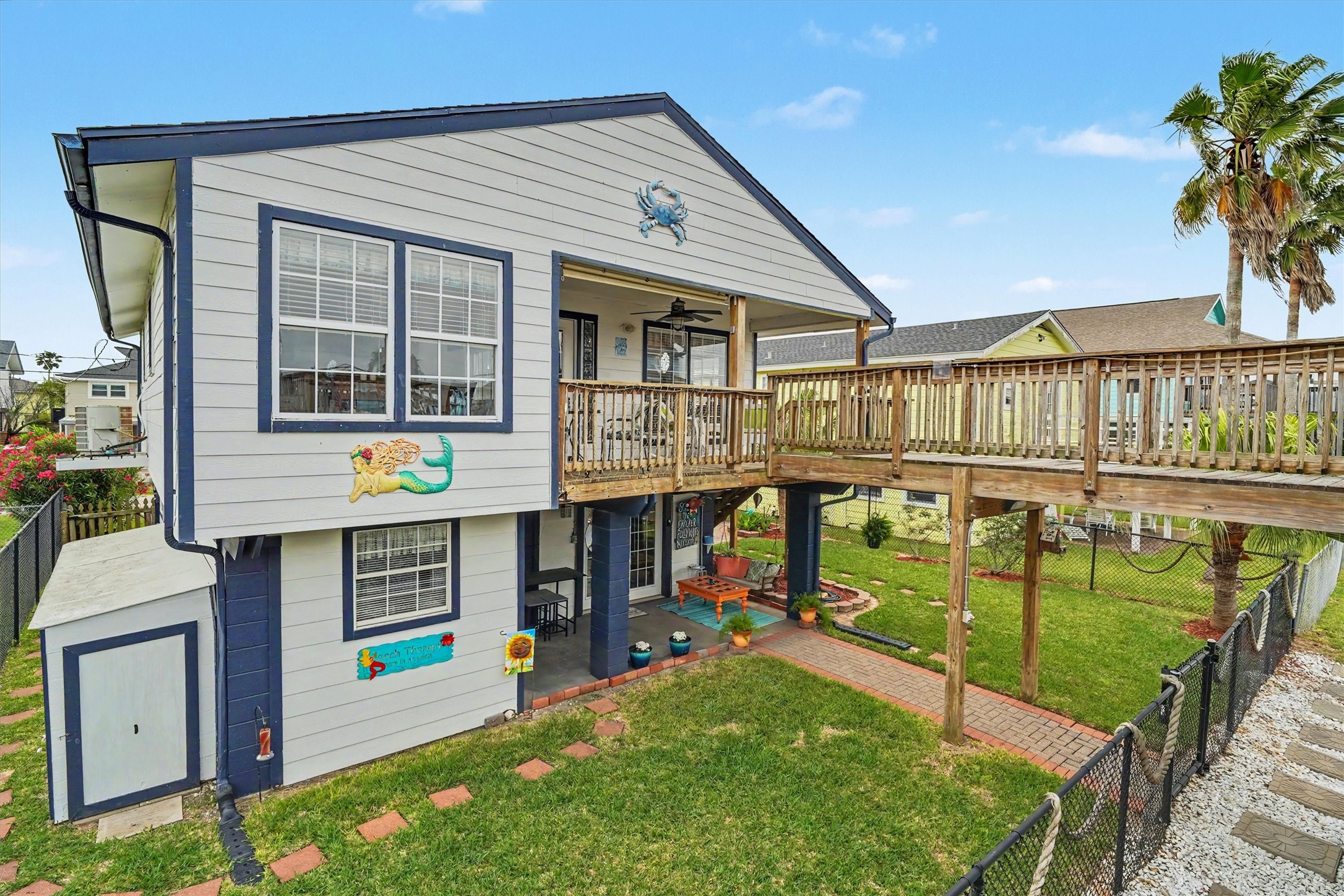 192 Barracuda Street Property Photo 1