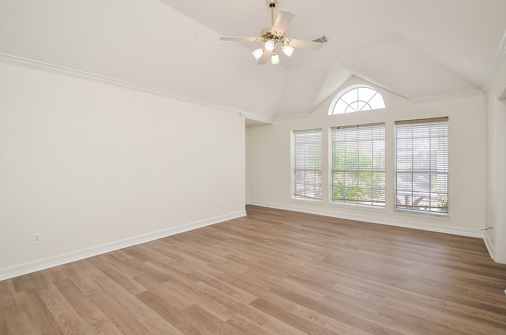 4111 Mainsail Circles Property Photo 15