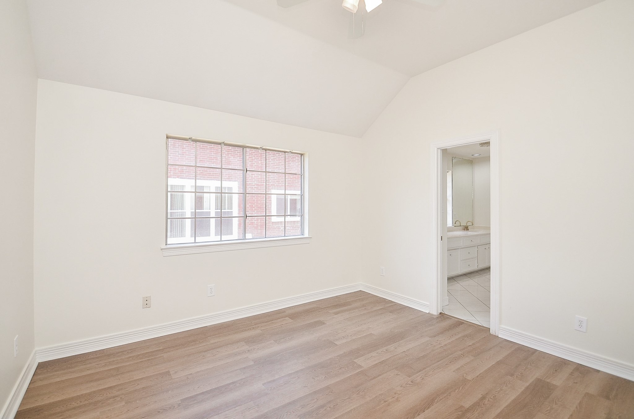 4111 Mainsail Circles Property Photo 26