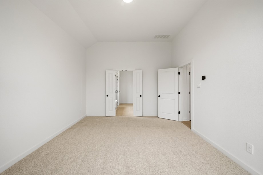 2727 Russell Meadows Lane Property Photo 12