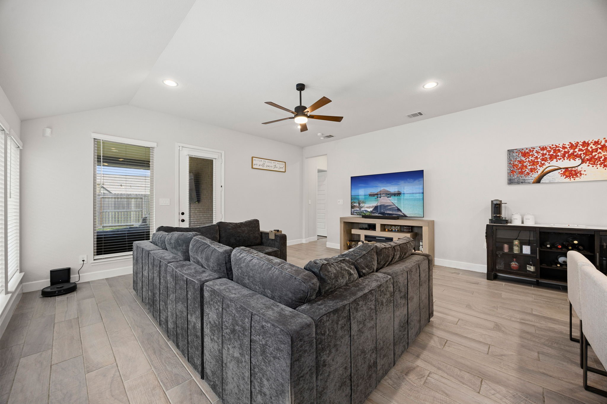 2122 Germander Lane Property Photo 13