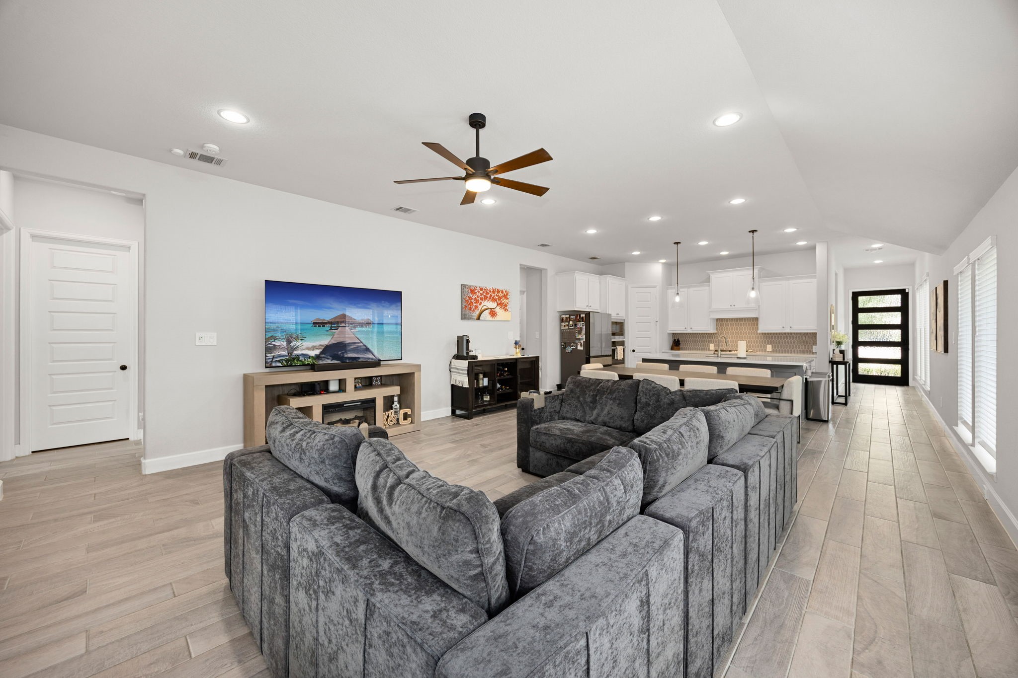 2122 Germander Lane Property Photo 15