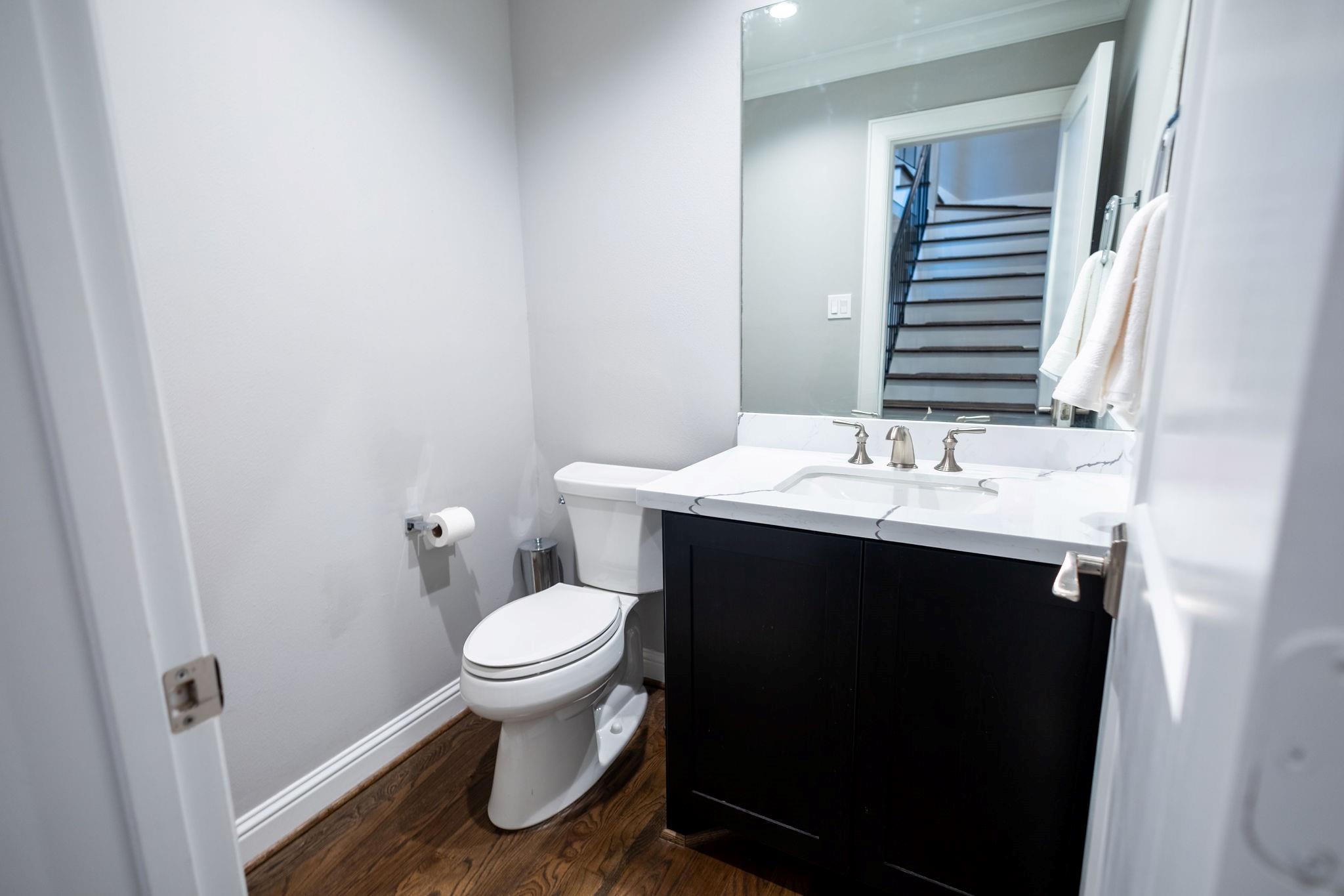 2400 High Timbers Drive Property Photo 13