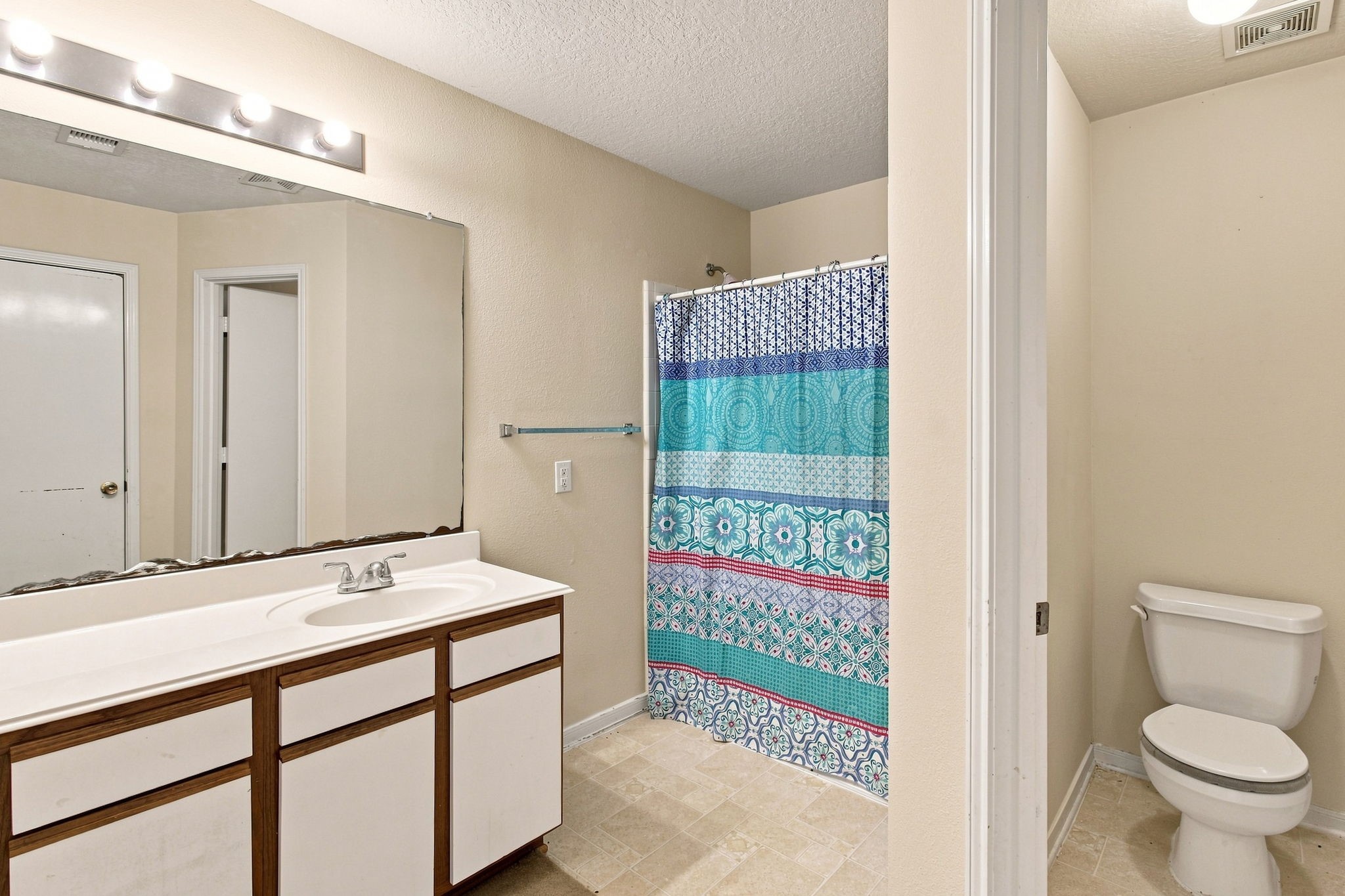 15806 Pin Oak Ridge Street Property Photo 14