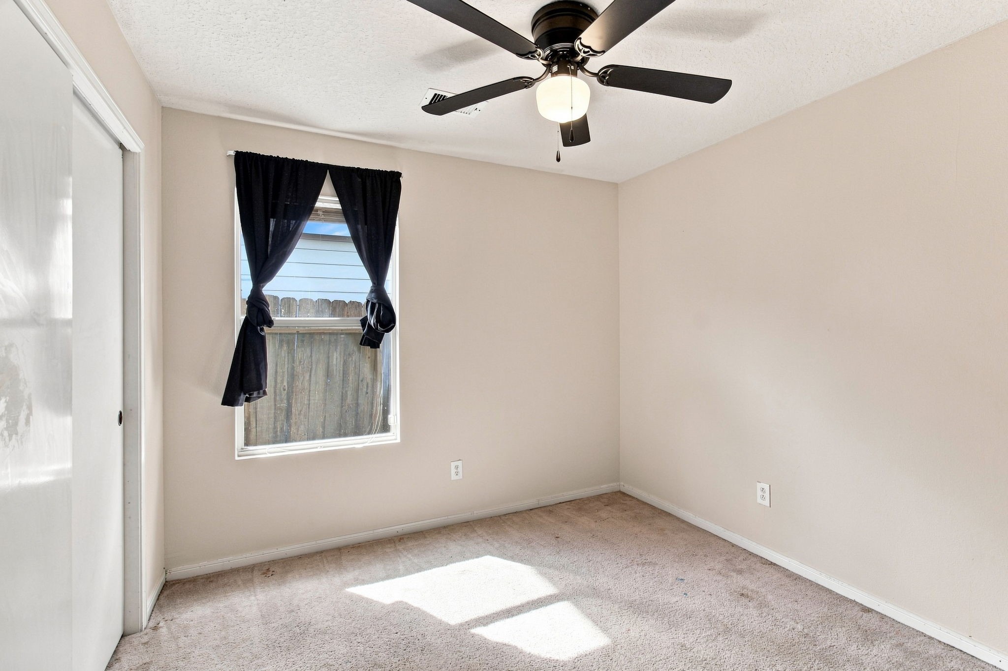 15806 Pin Oak Ridge Street Property Photo 19
