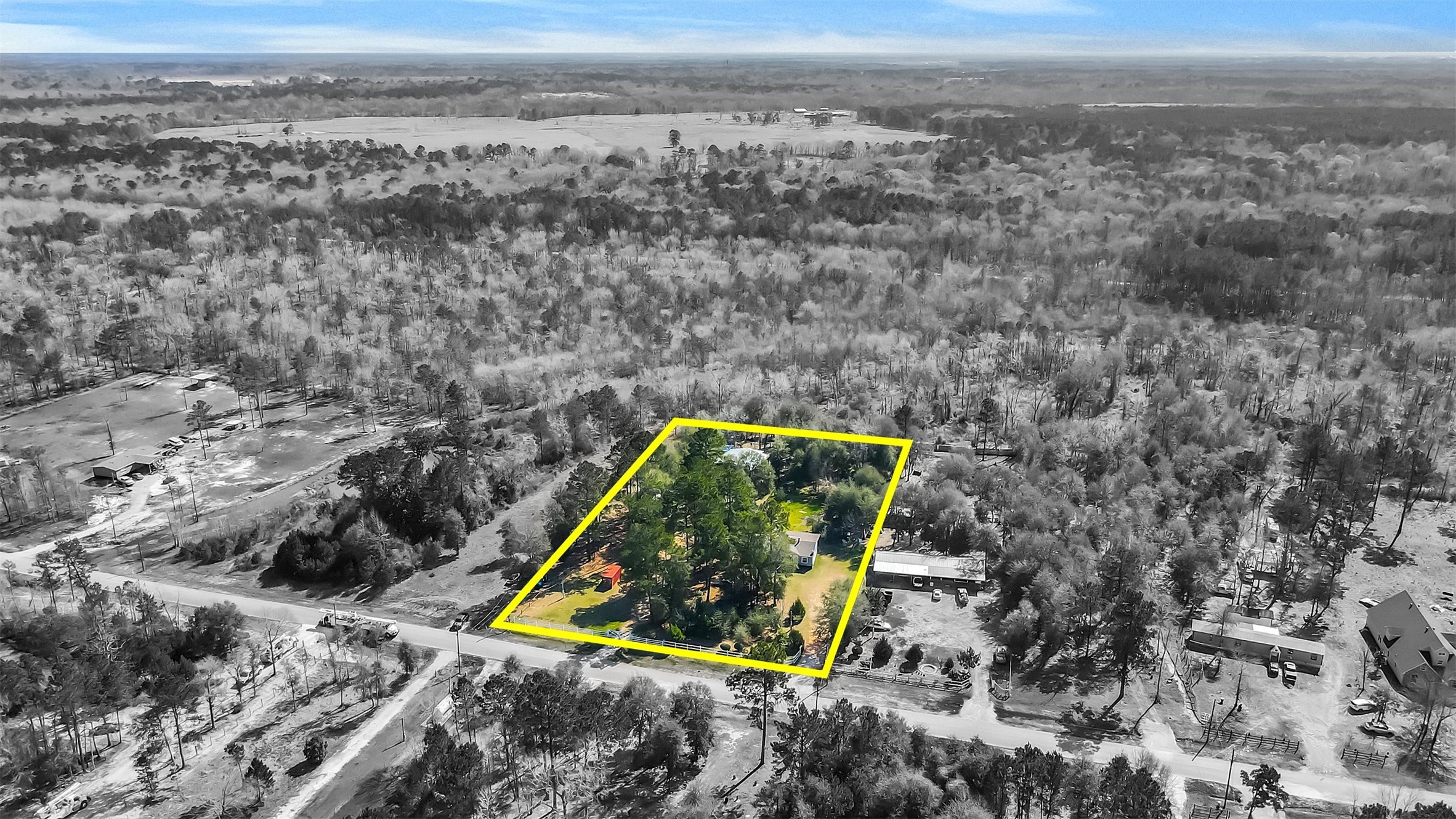 457 County Road 3773 Property Photo 1