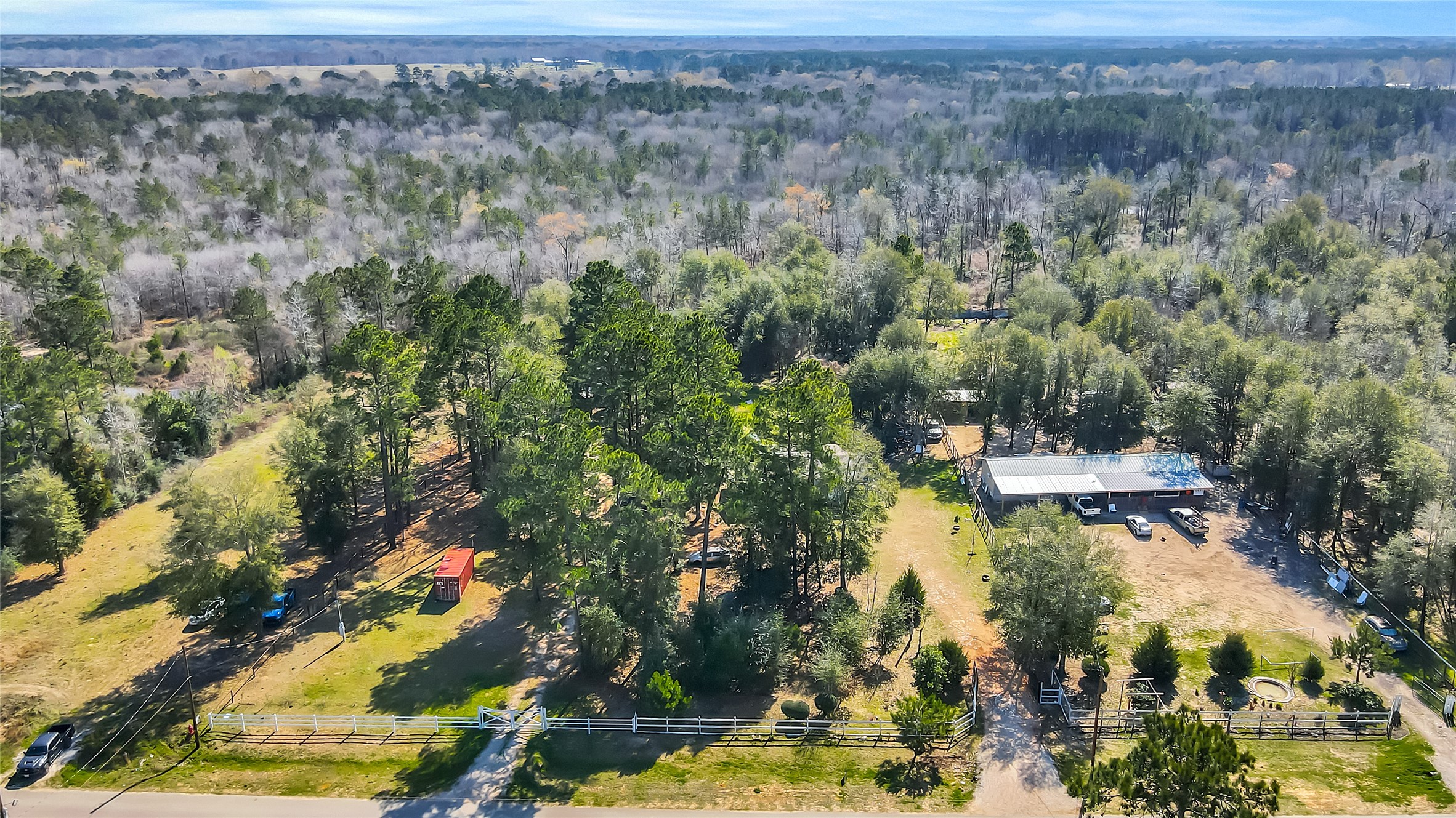 457 County Road 3773 Property Photo 24