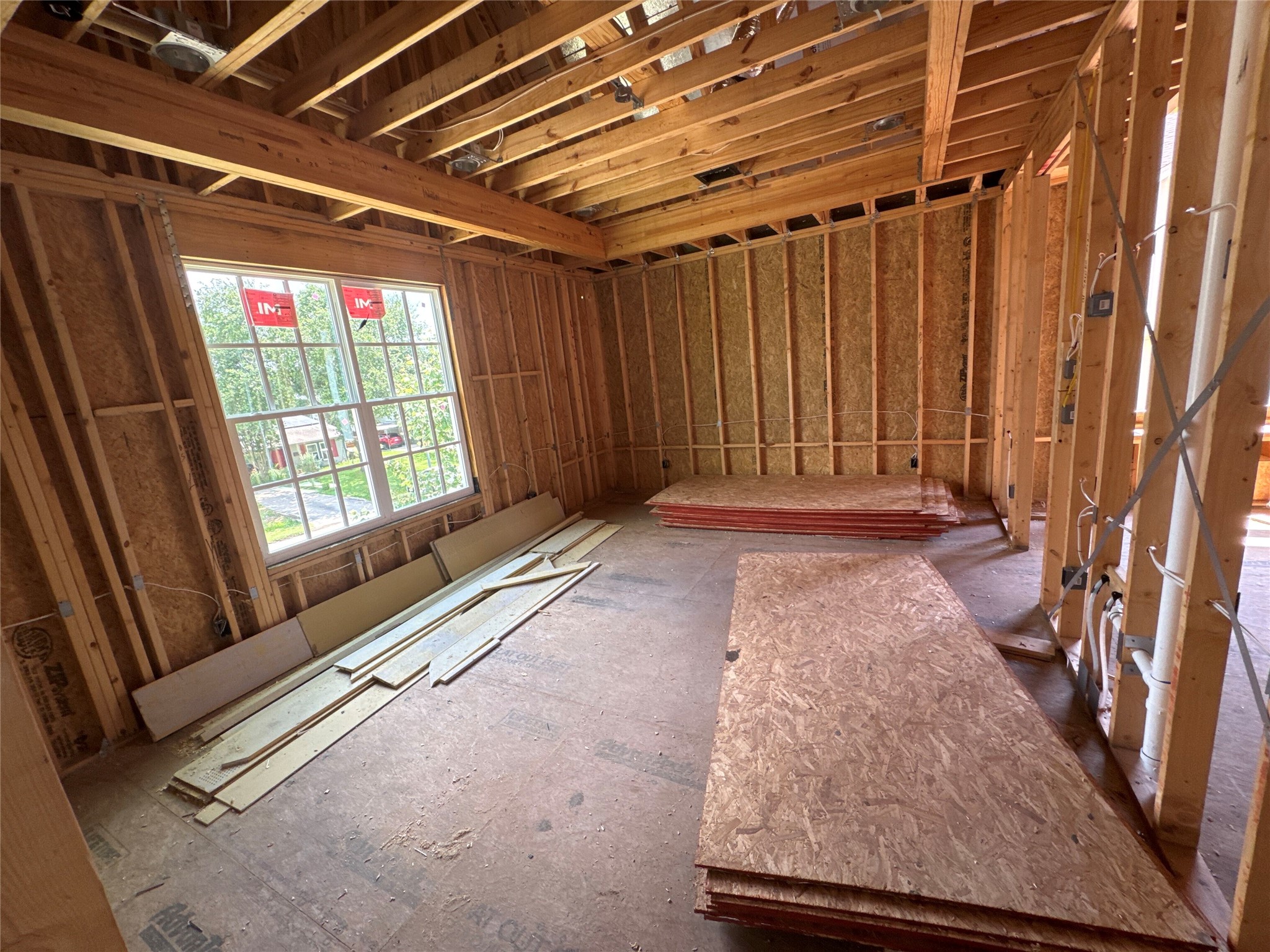 955 W 42nd Street Property Photo 14