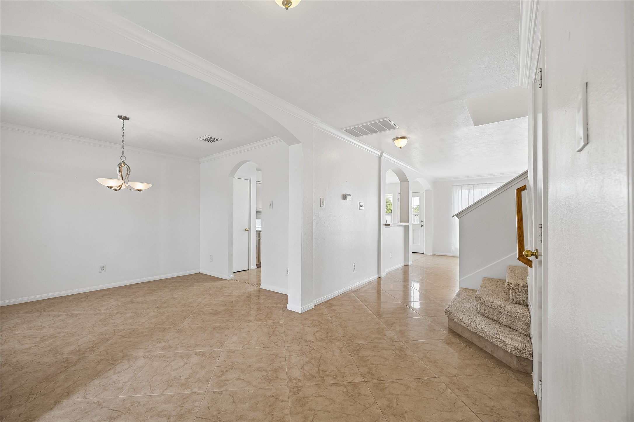 8327 Sonesta Point Lane Property Photo 3