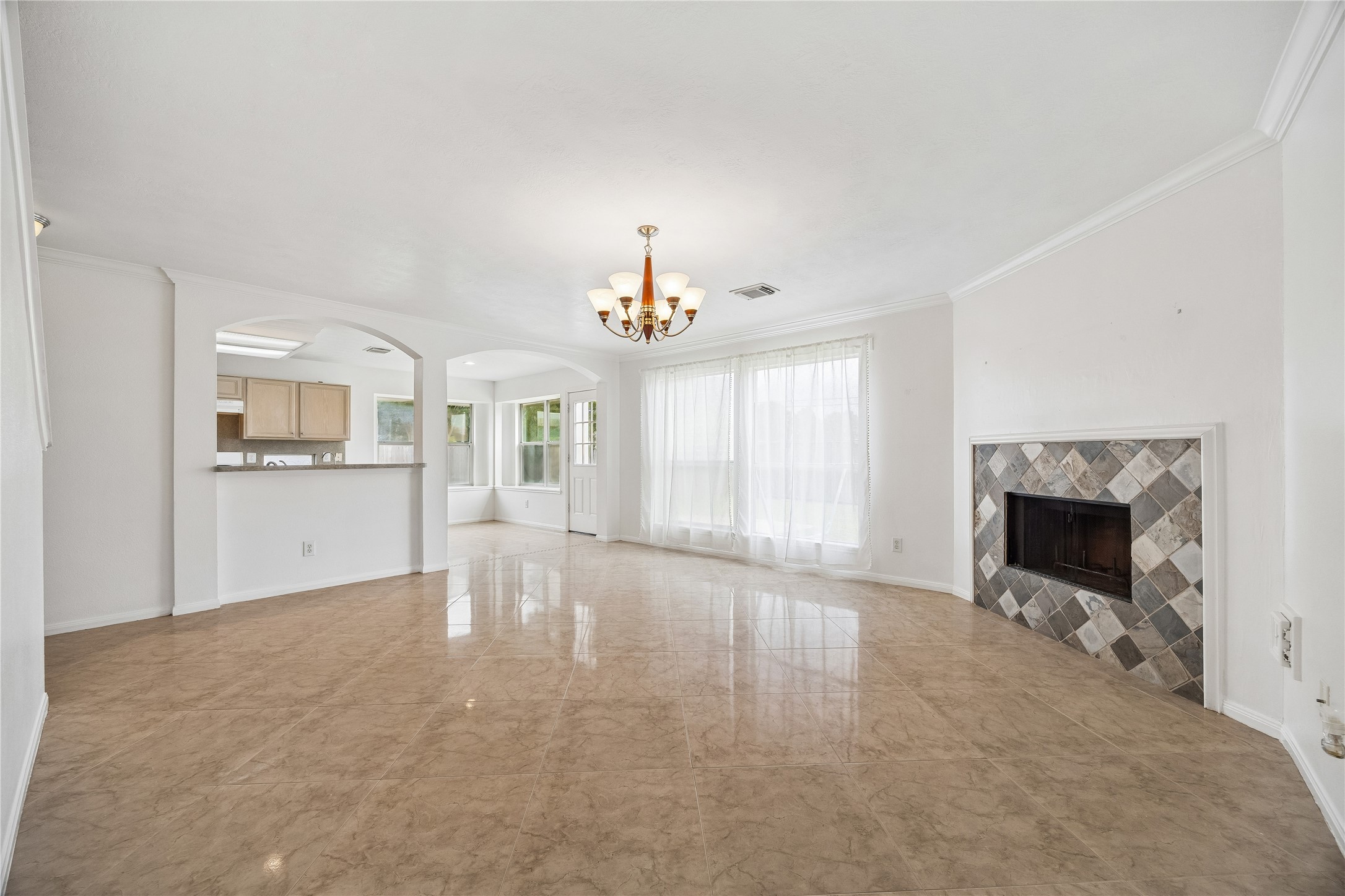 8327 Sonesta Point Lane Property Photo 4