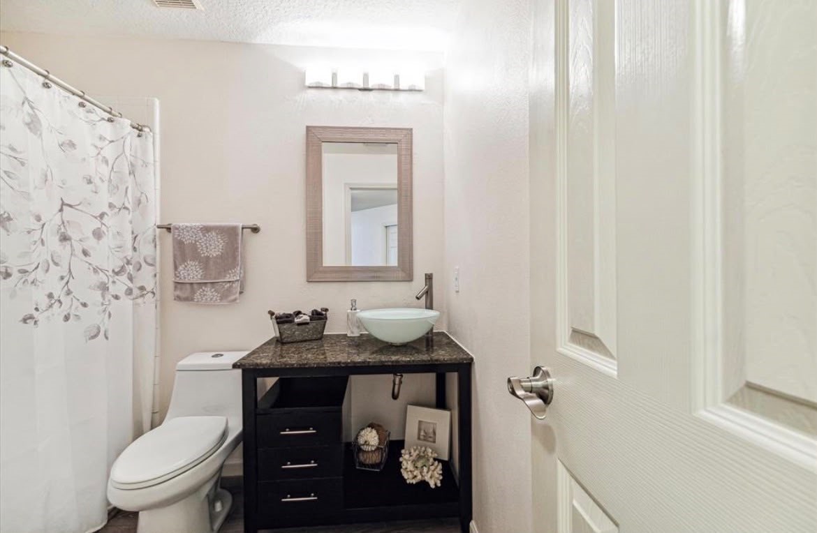 21122 Barker Canyon Lane Property Photo 15
