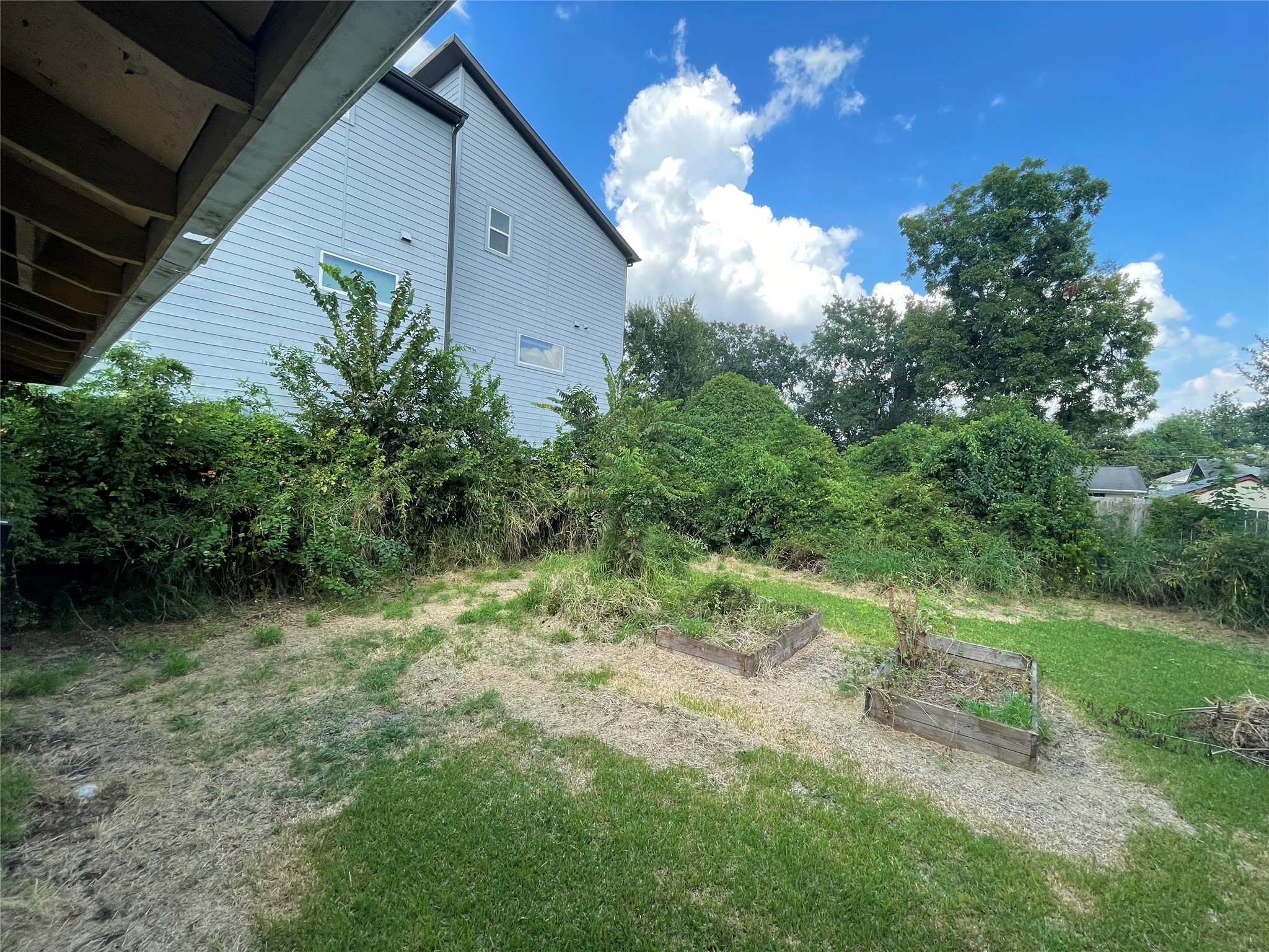 3718 Robertson Street Property Photo 7