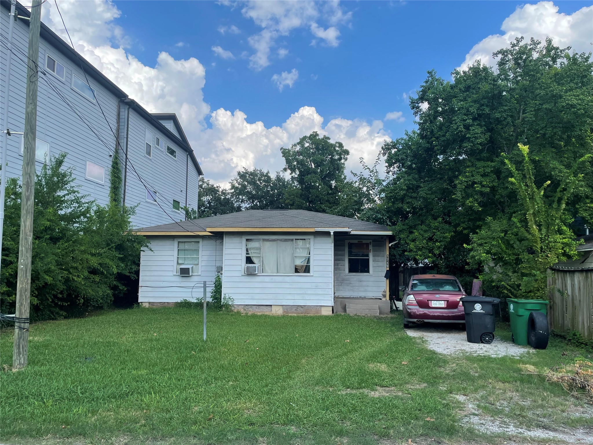 3718 Robertson Street Property Photo 13