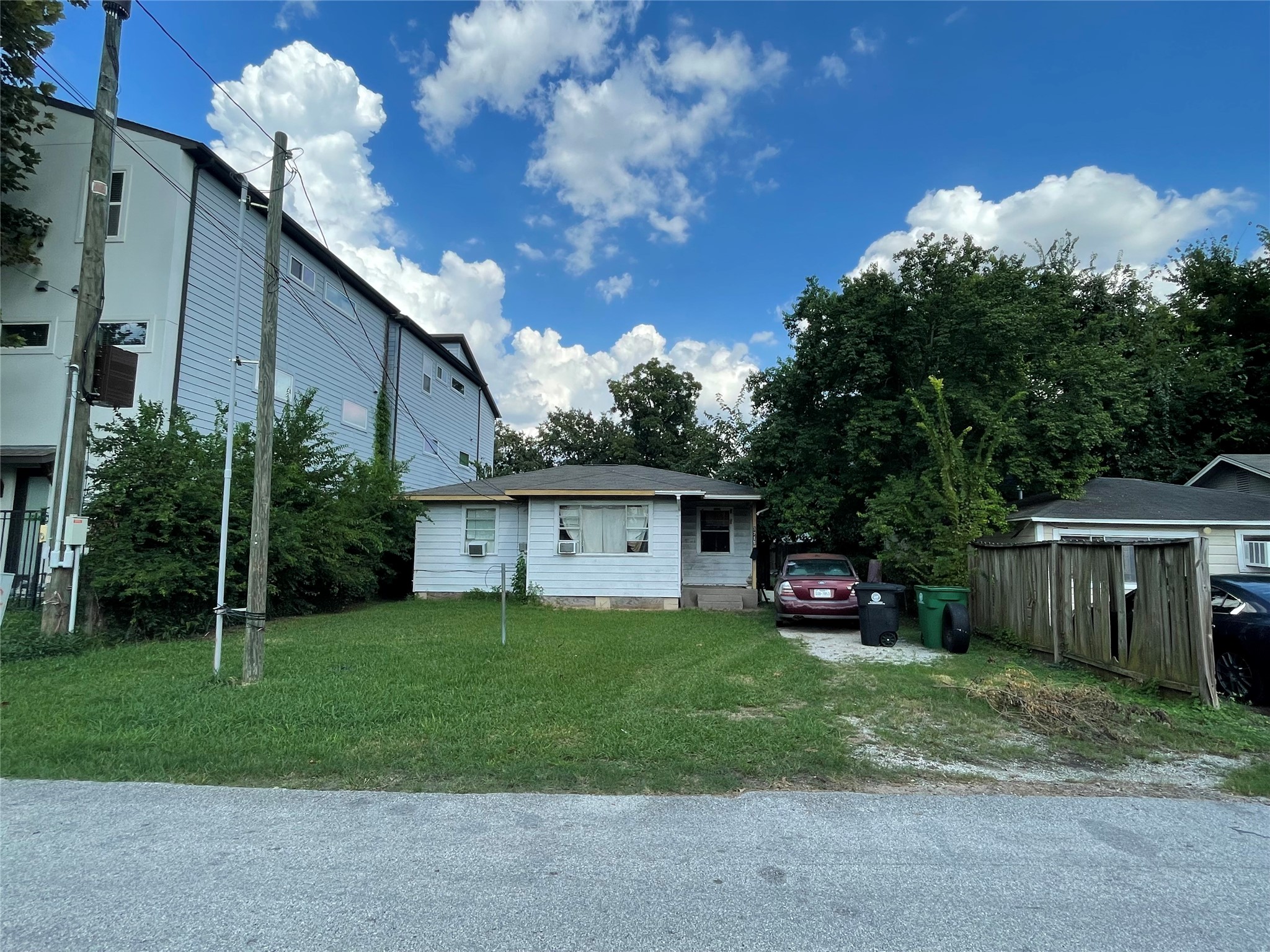 3718 Robertson Street Property Photo 16