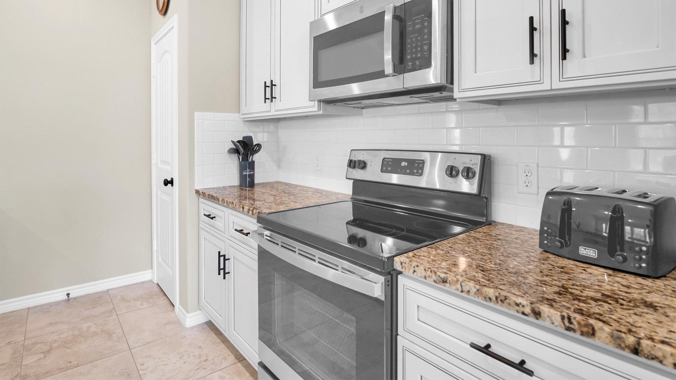 4 Firewood Road Property Photo 17