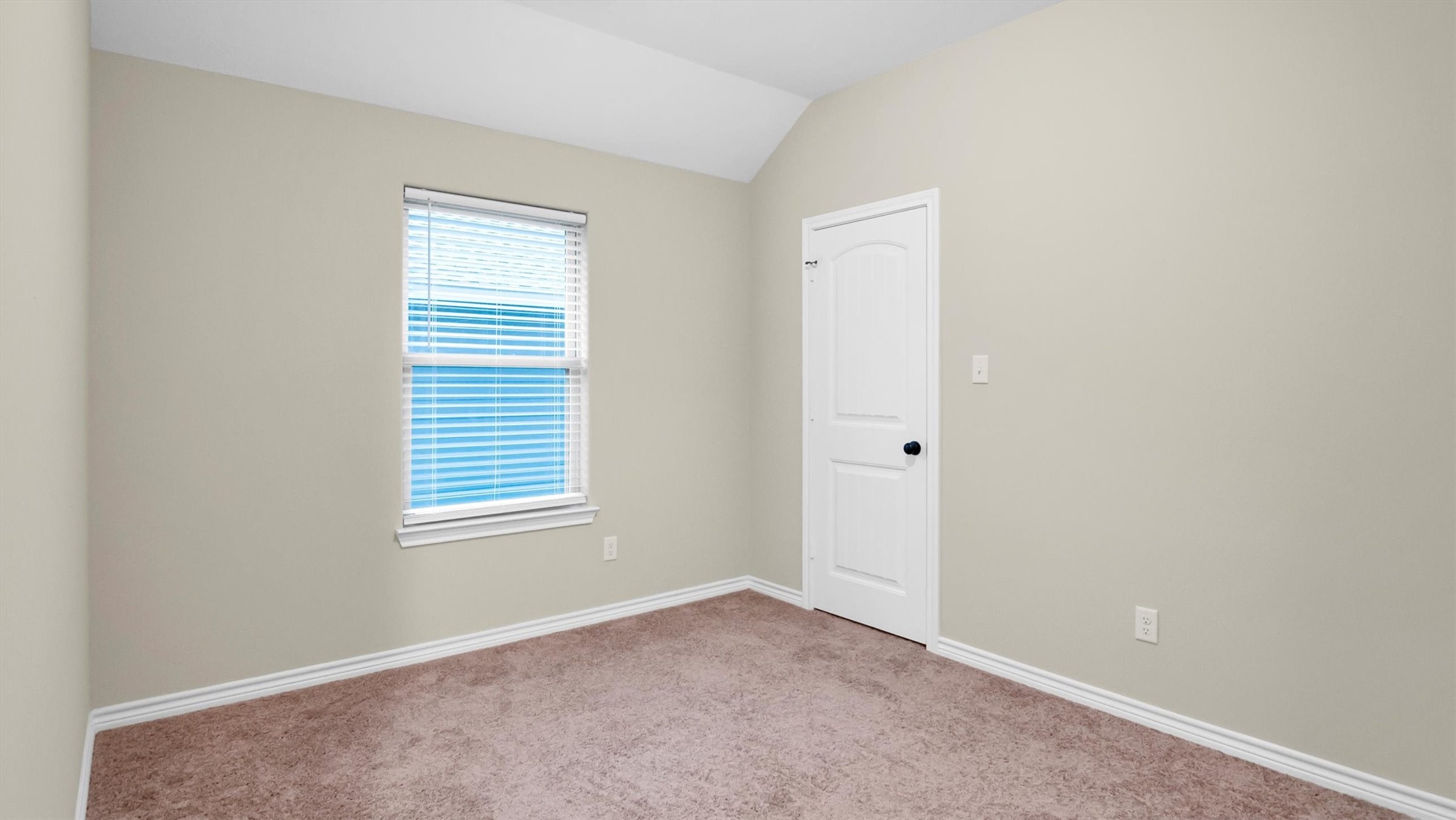 4 Firewood Road Property Photo 27