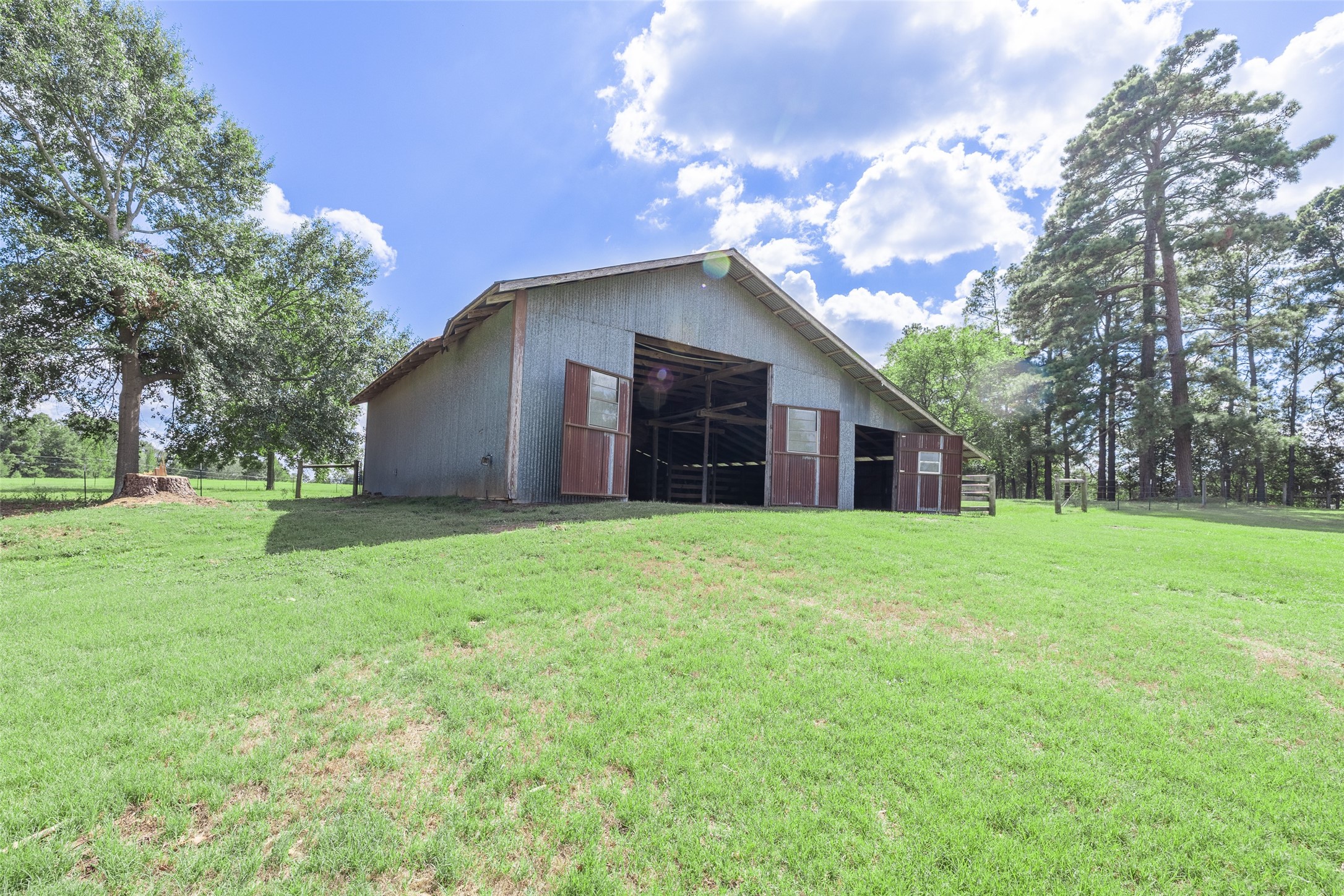 1977 County Road 813 Property Photo 33