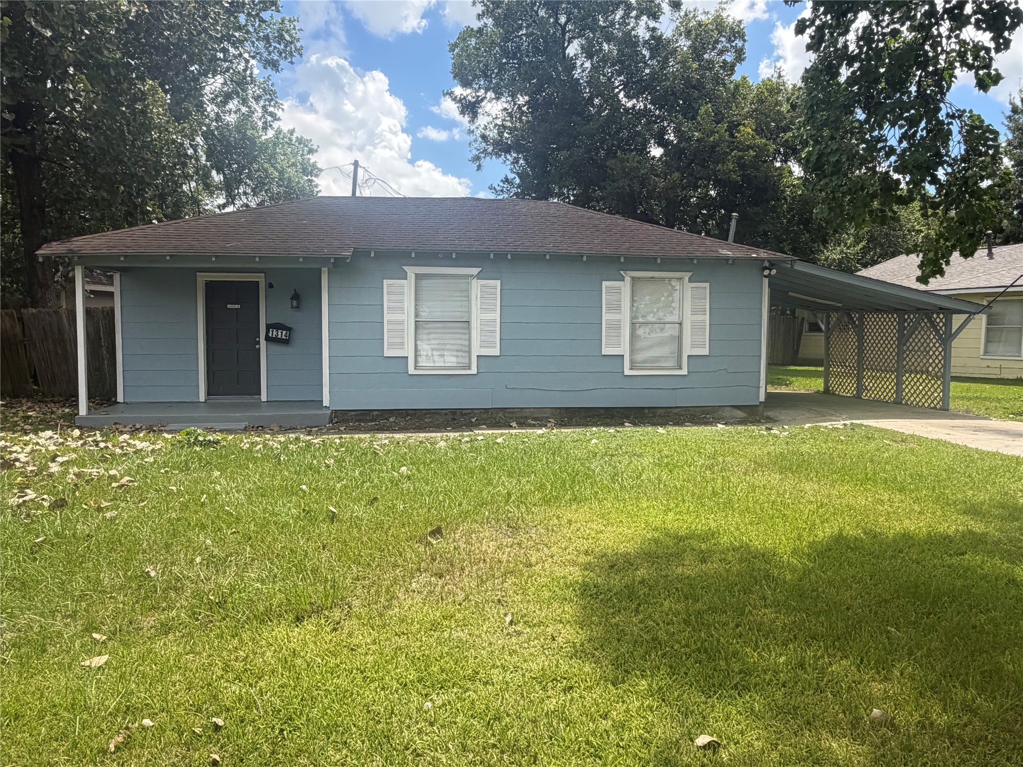 1314 Bernard Street Property Photo 1