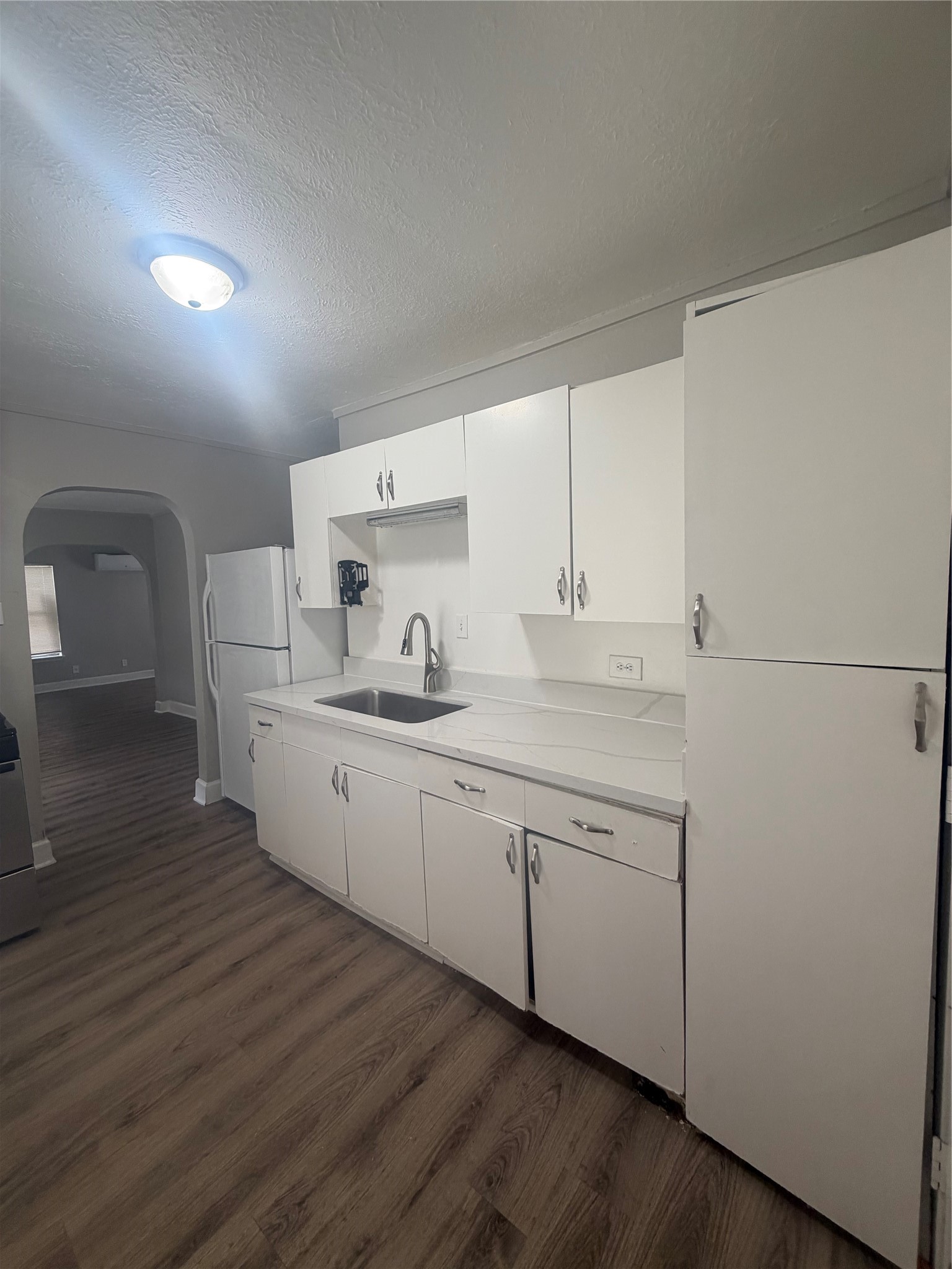 1314 Bernard Street Property Photo 6