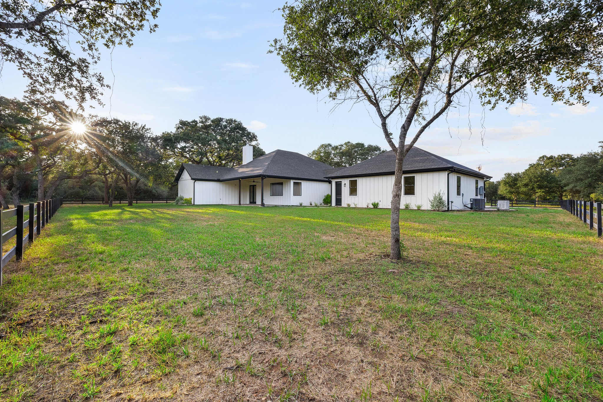 1109 County Road 157 Property Photo 6