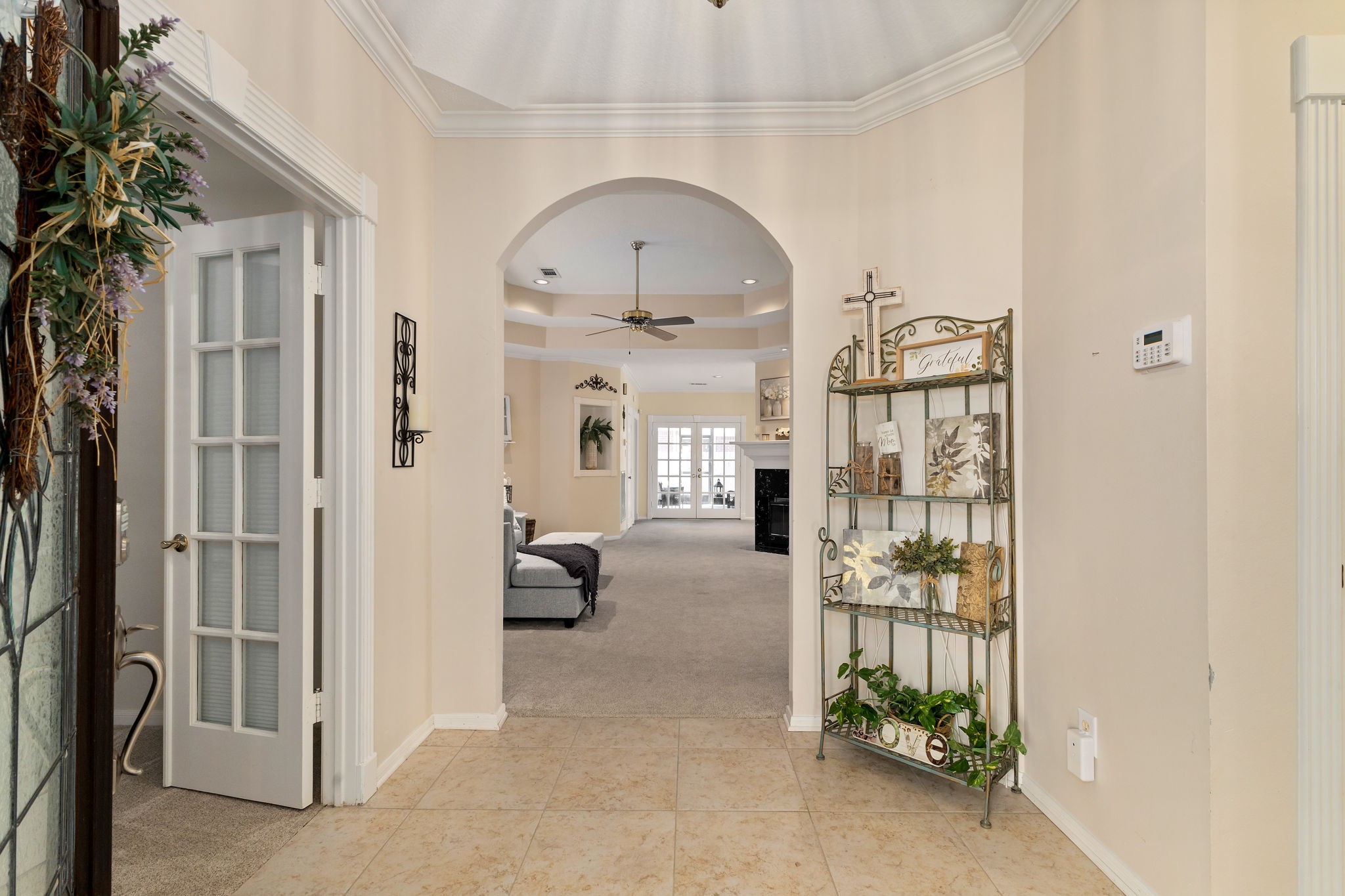 1907 Emerald Court Property Photo 4