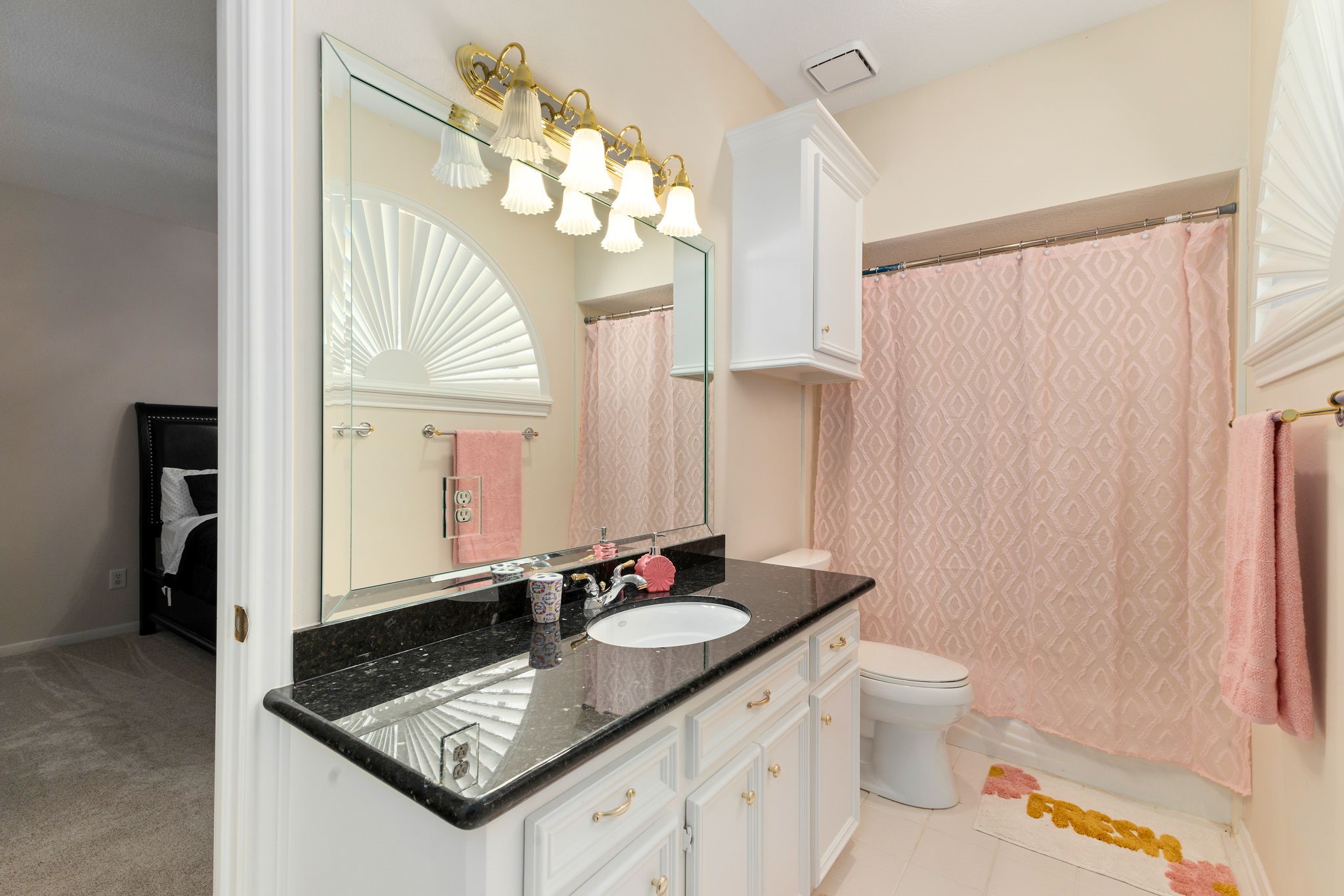 1907 Emerald Court Property Photo 21