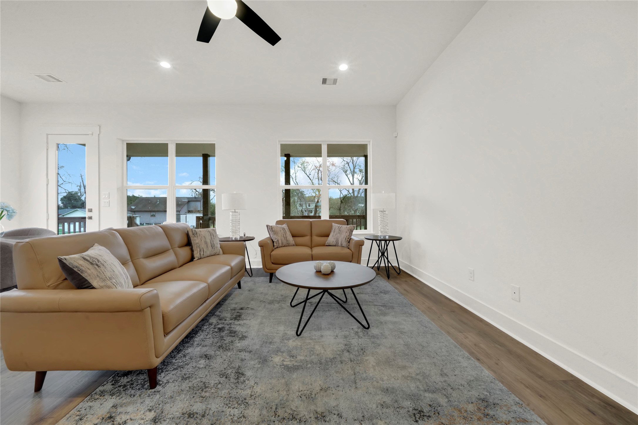 4916 Lavender Street Property Photo 6