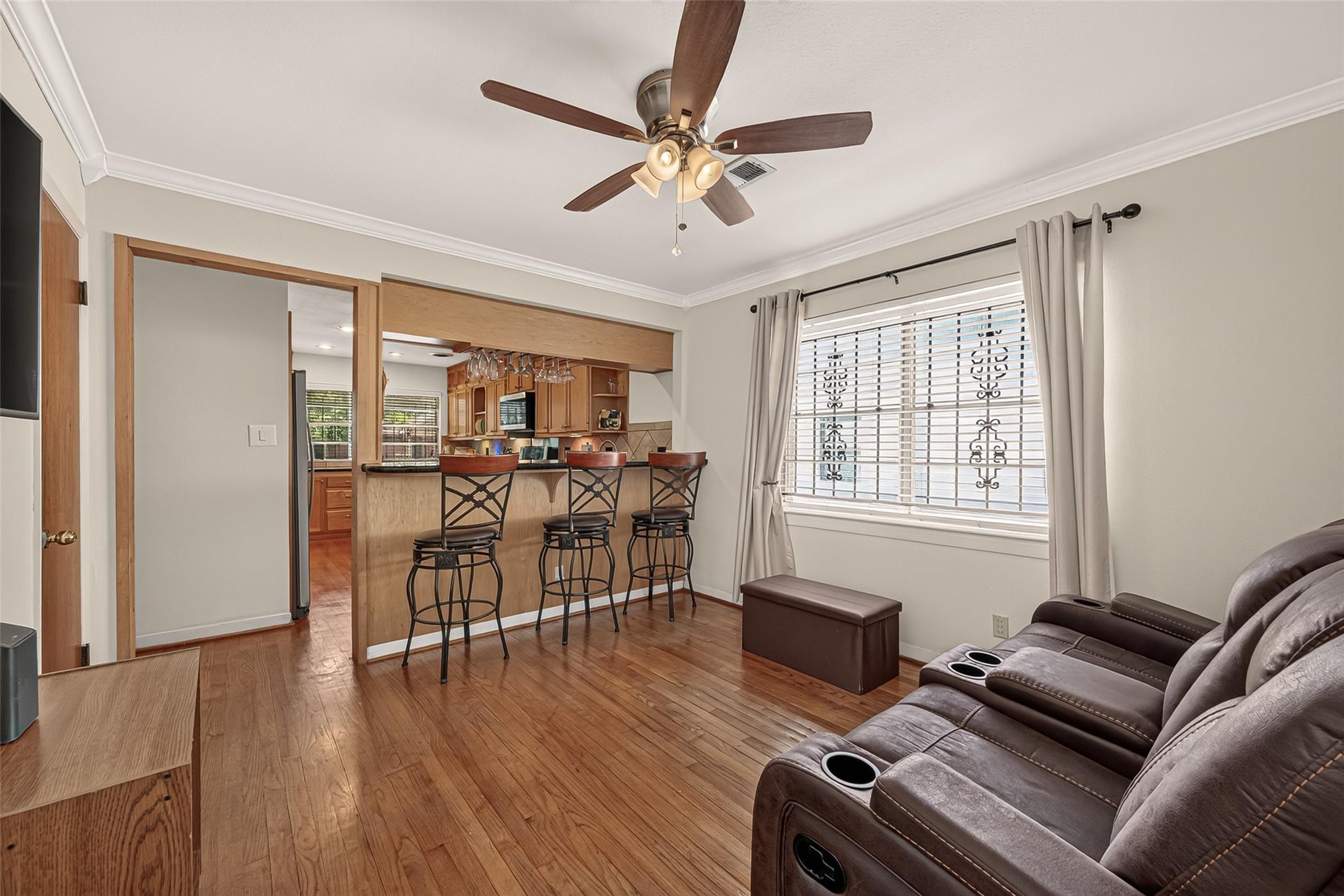 6655 Wildwood Way, Houston Tx 77023 Property Photo 12