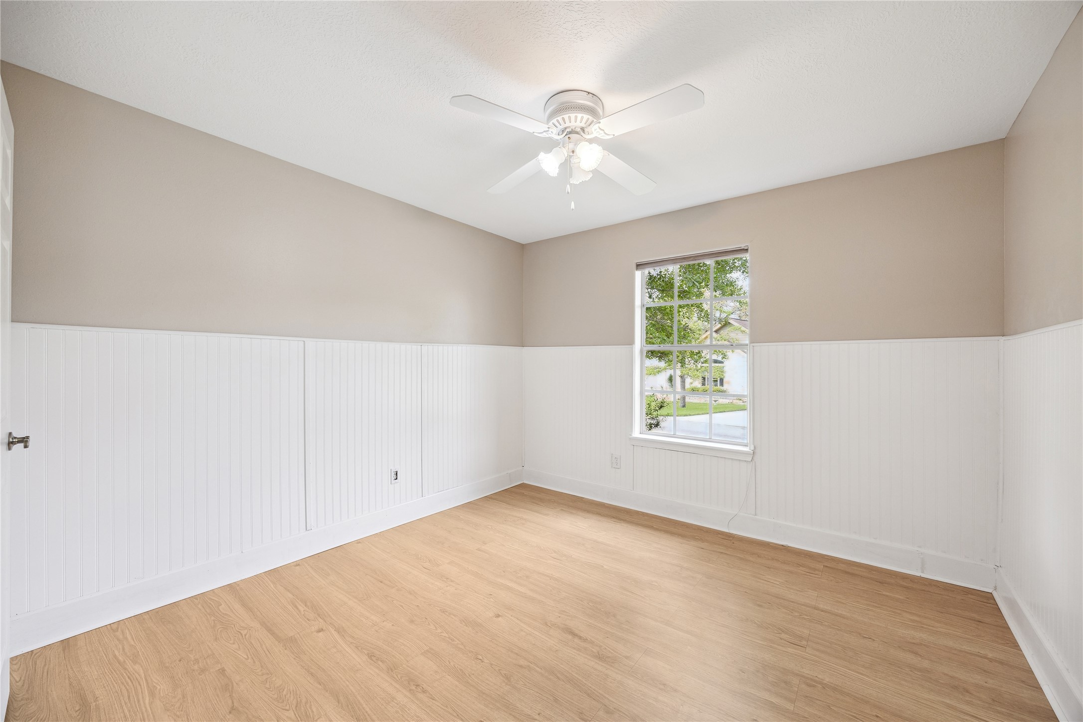 114 Park Place Property Photo 10