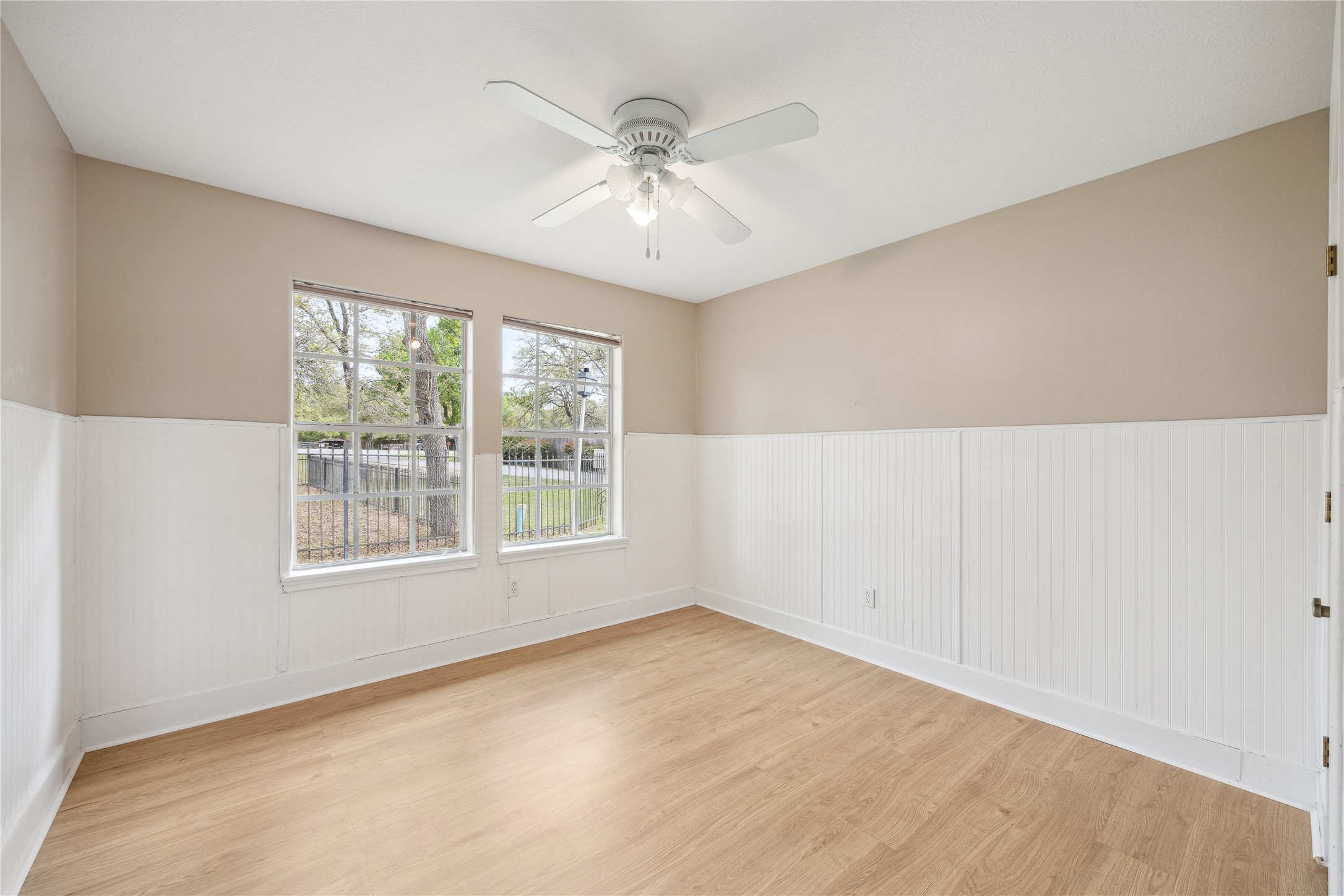 114 Park Place Property Photo 11