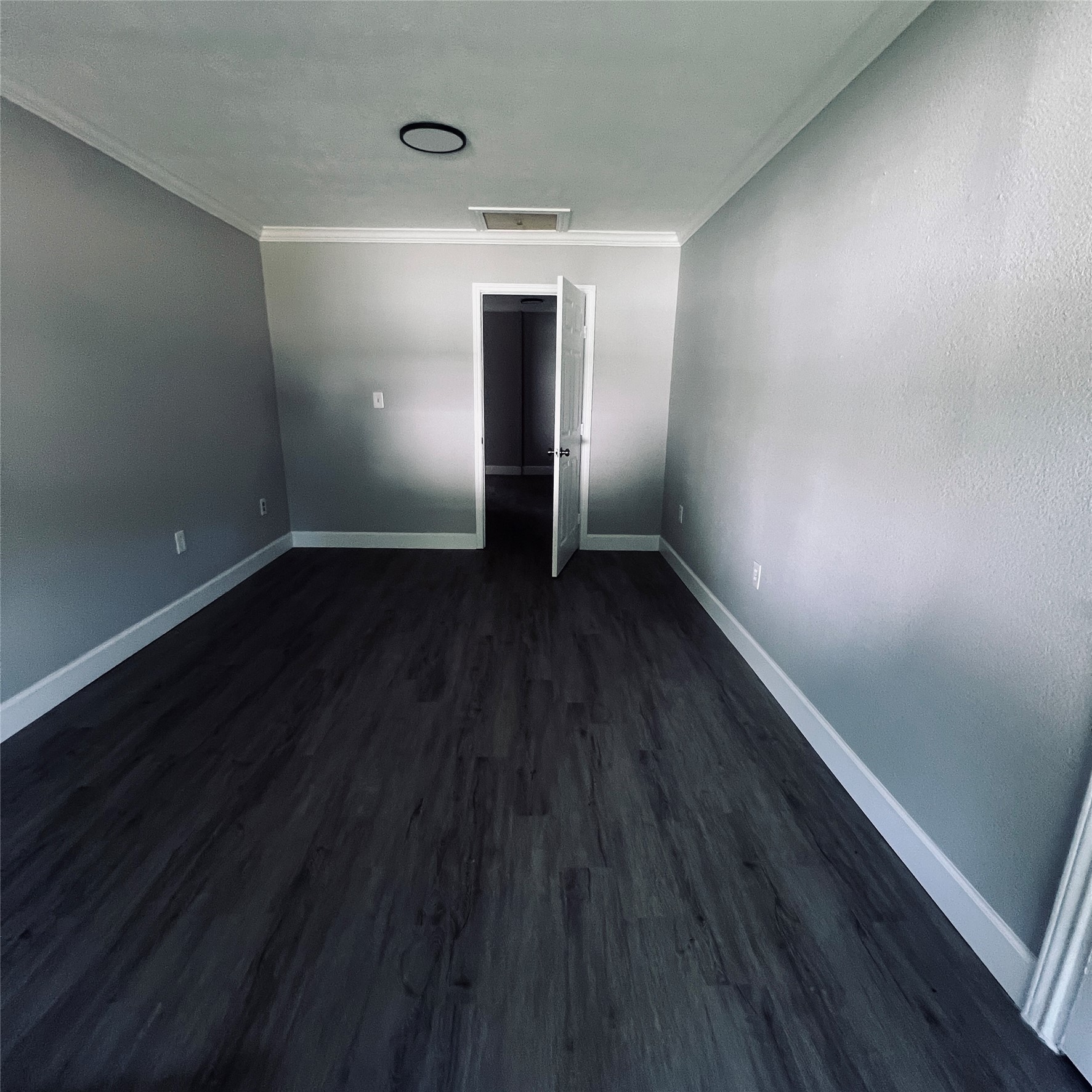 5813 Cochran Street Property Photo 4