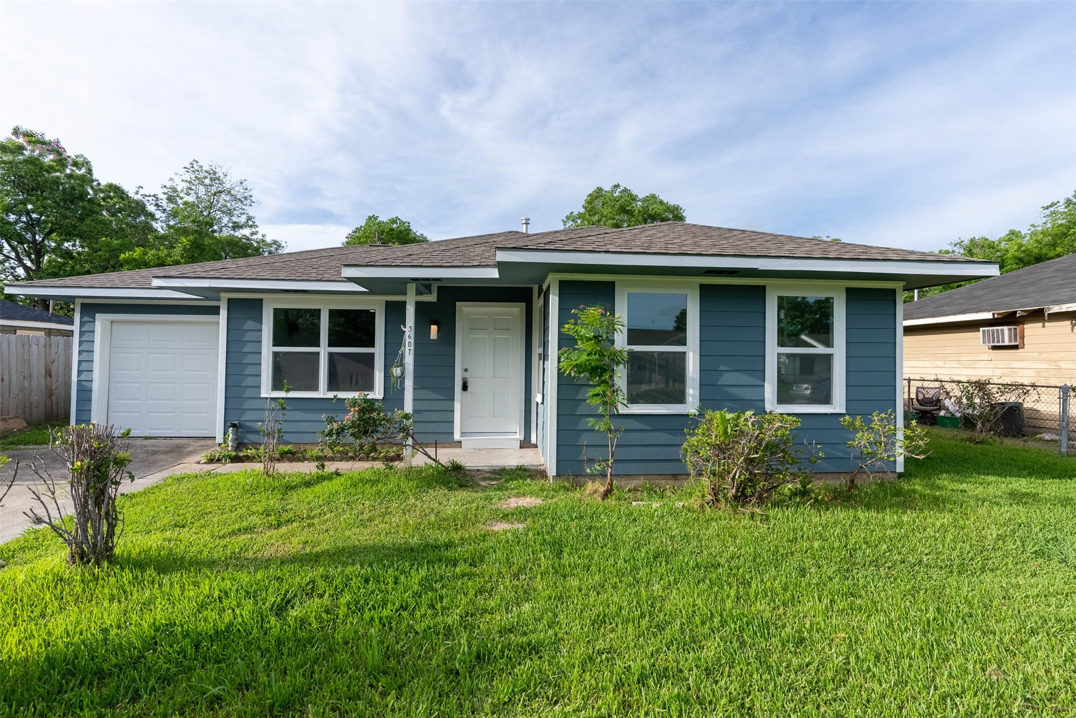 3607 Luca Street Property Photo 27