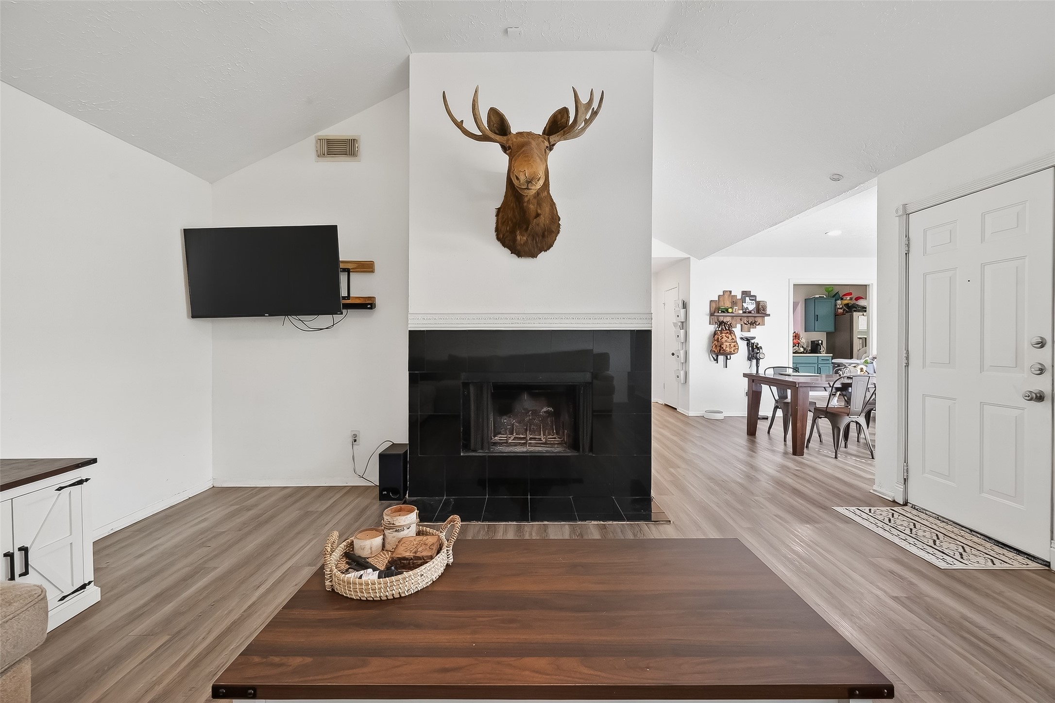 2526 Spring Dusk Lane Property Photo 1