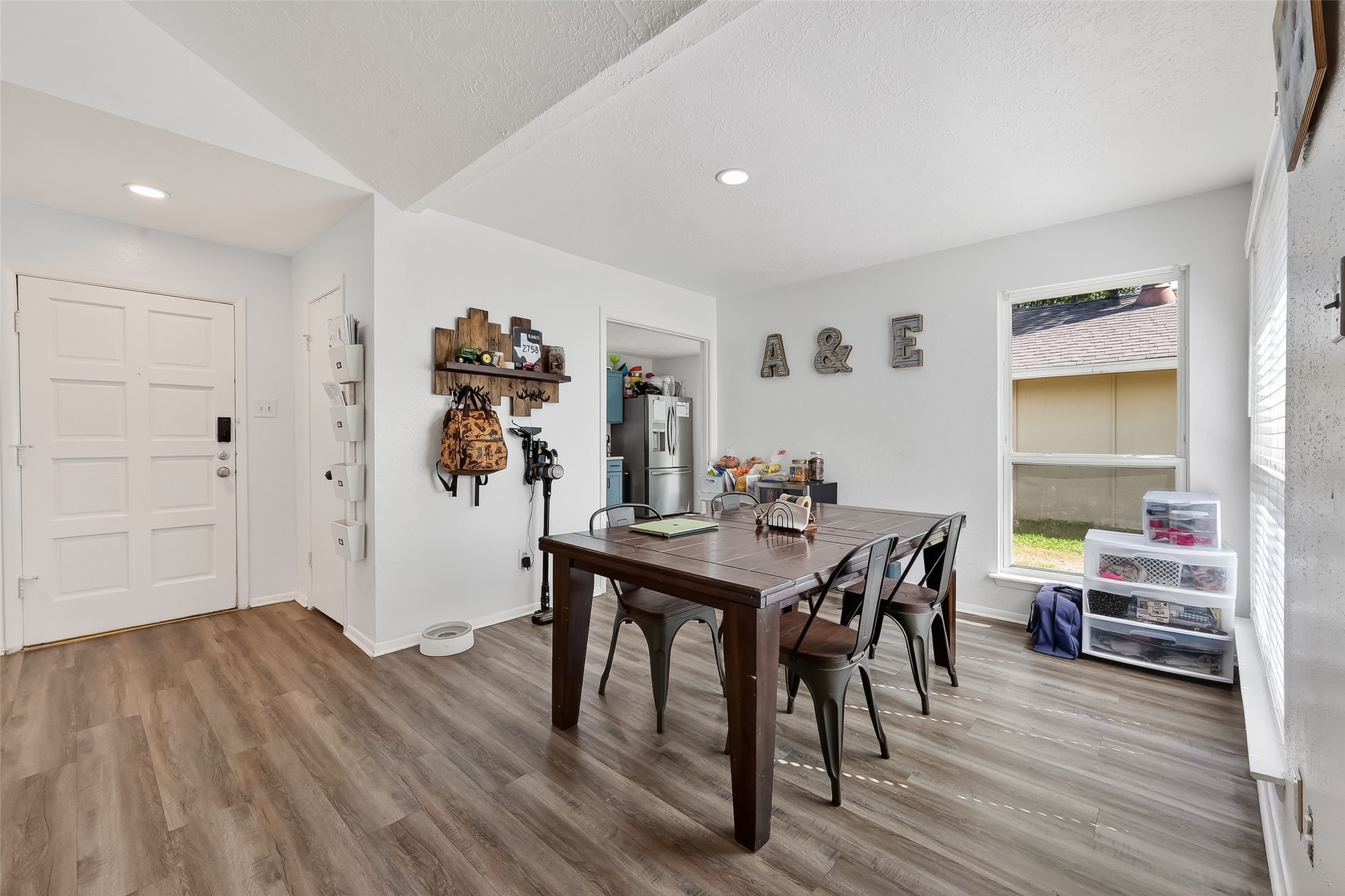 2526 Spring Dusk Lane Property Photo 11
