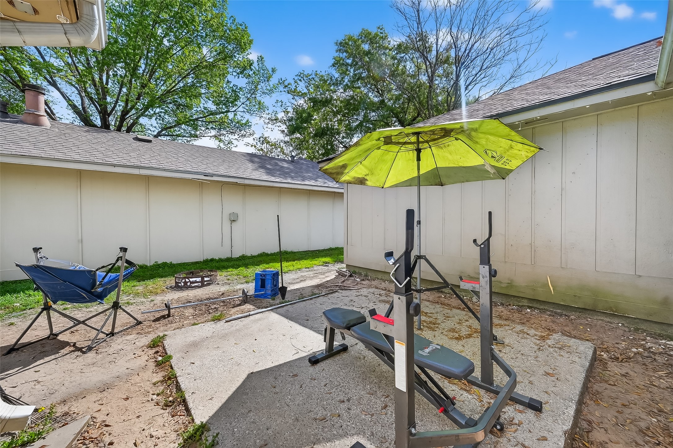 2526 Spring Dusk Lane Property Photo 28