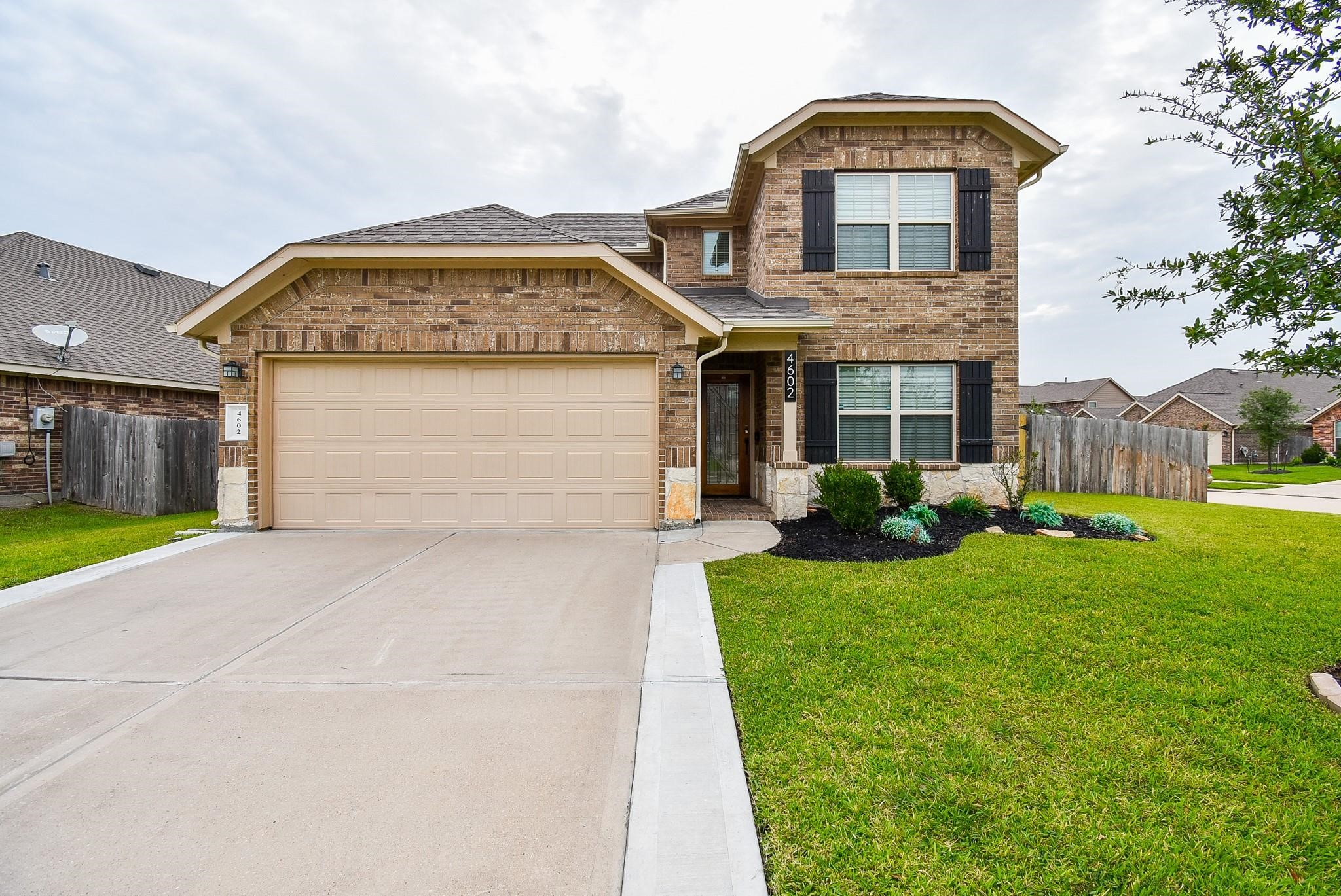 4602 Tuscan Lily Drive Property Photo 1