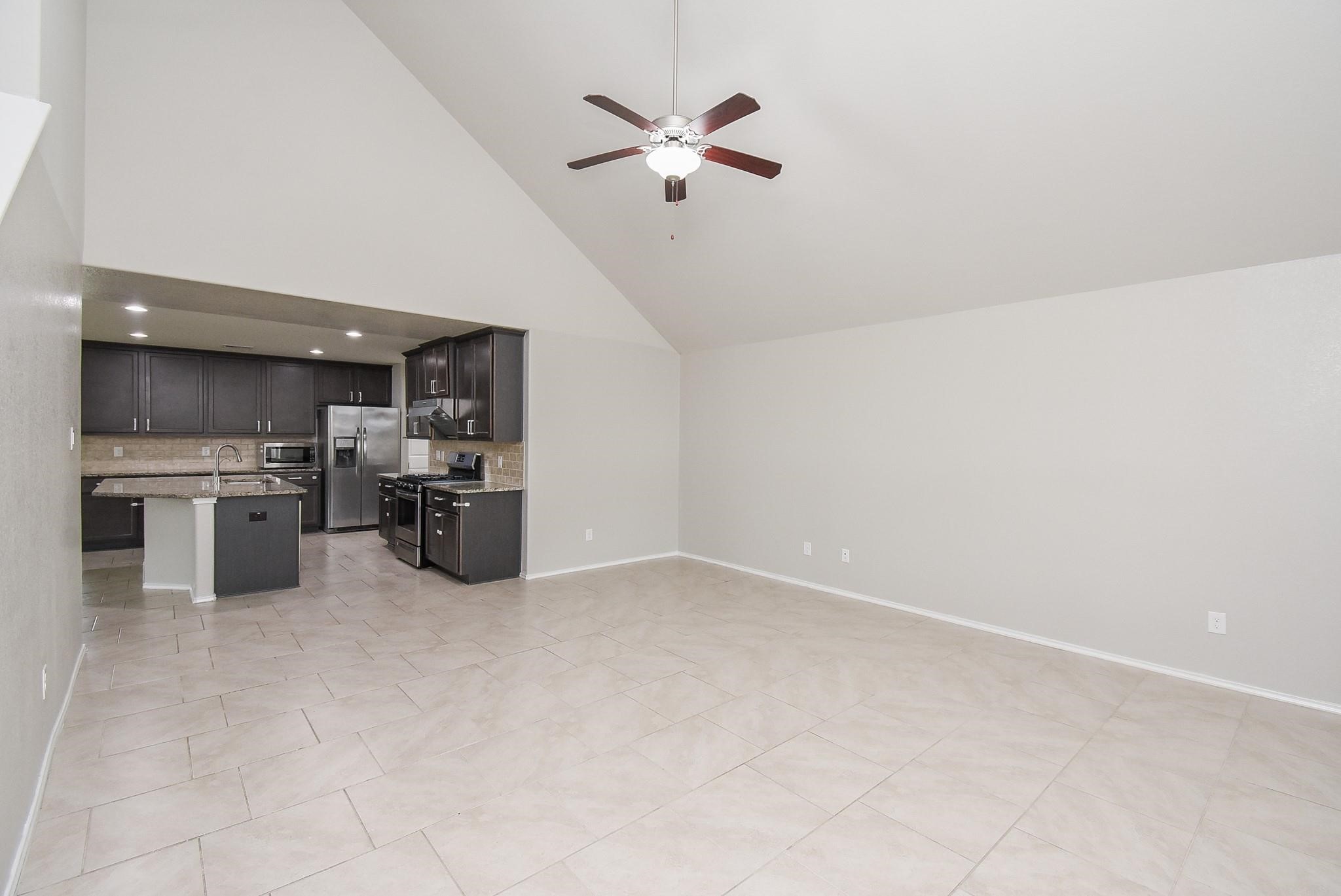 4602 Tuscan Lily Drive Property Photo 6
