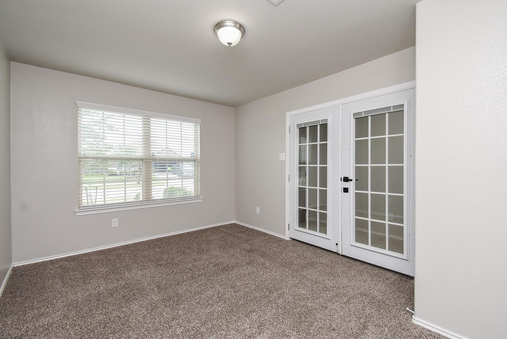 4602 Tuscan Lily Drive Property Photo 9