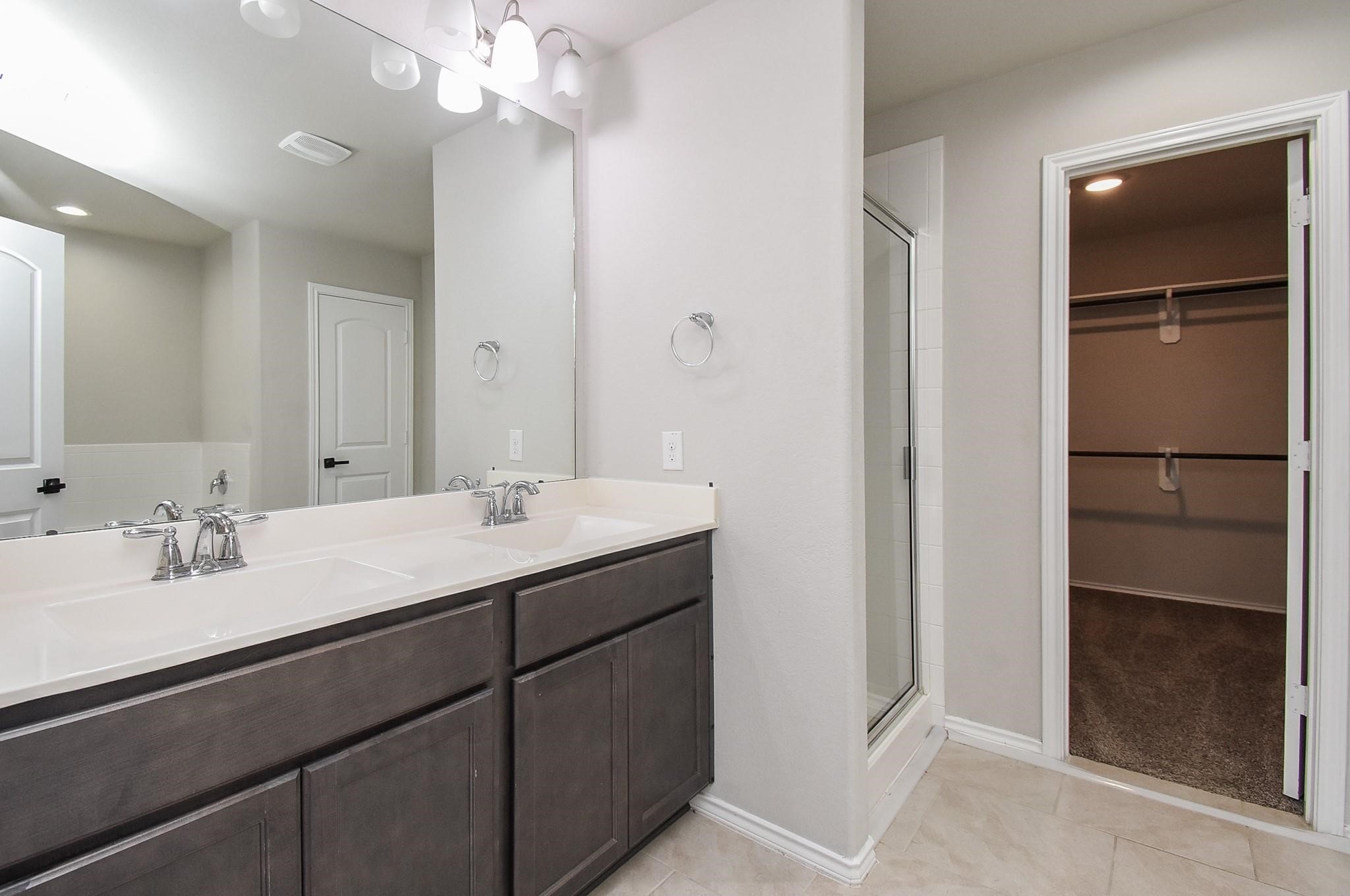 4602 Tuscan Lily Drive Property Photo 17