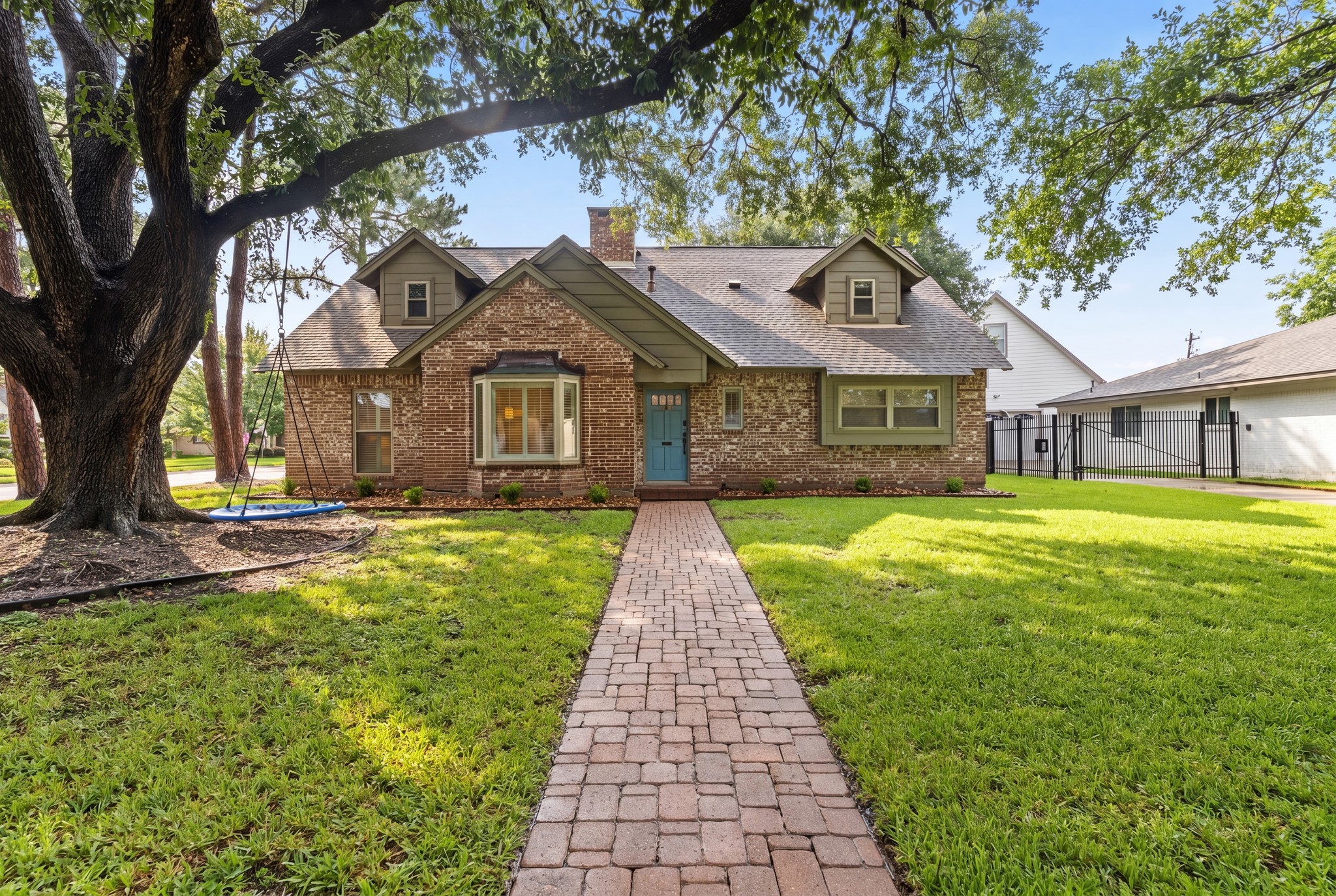 10738 Cedar Creek Drive Property Photo 1