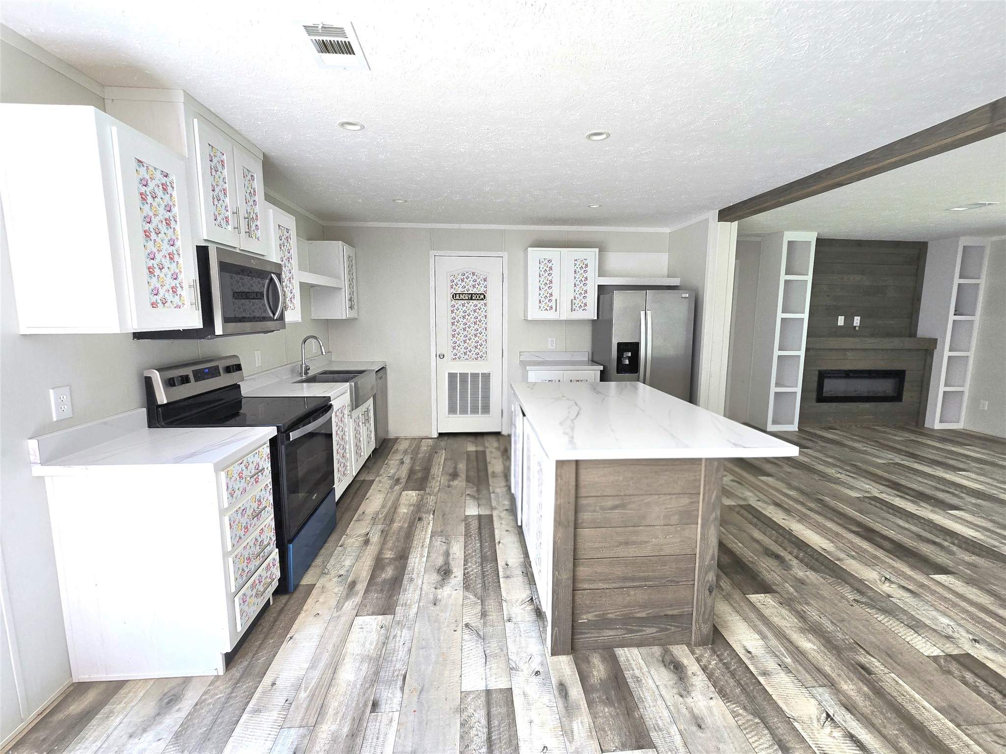 161 Veteran Lane Property Photo 1
