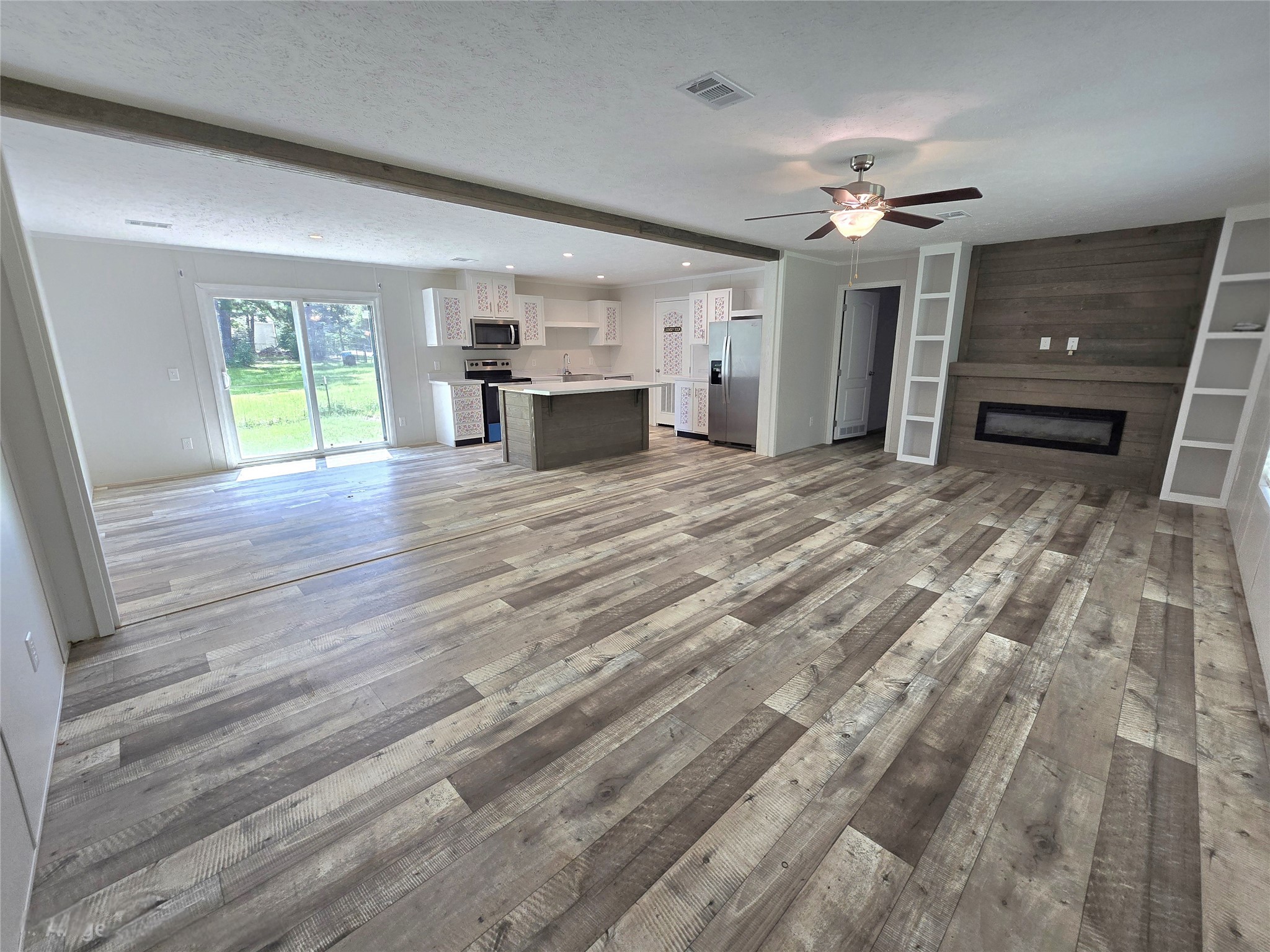 161 Veteran Lane Property Photo 3