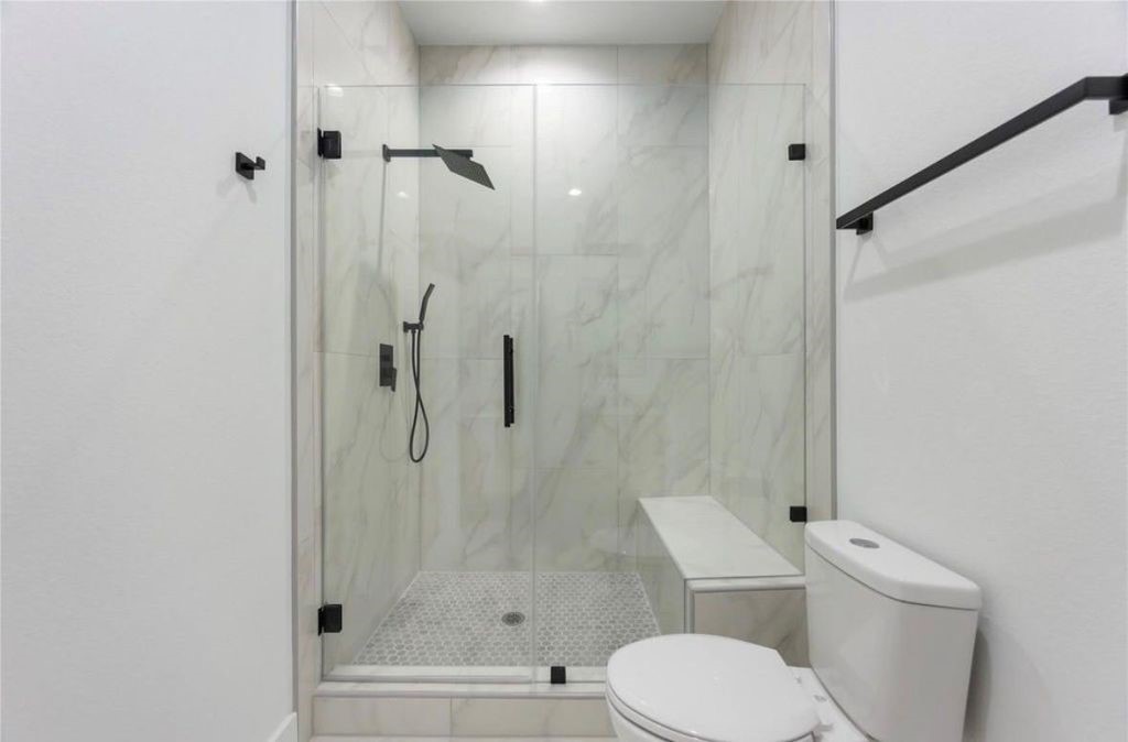 7920 Boy Street Unit B Property Photo 11