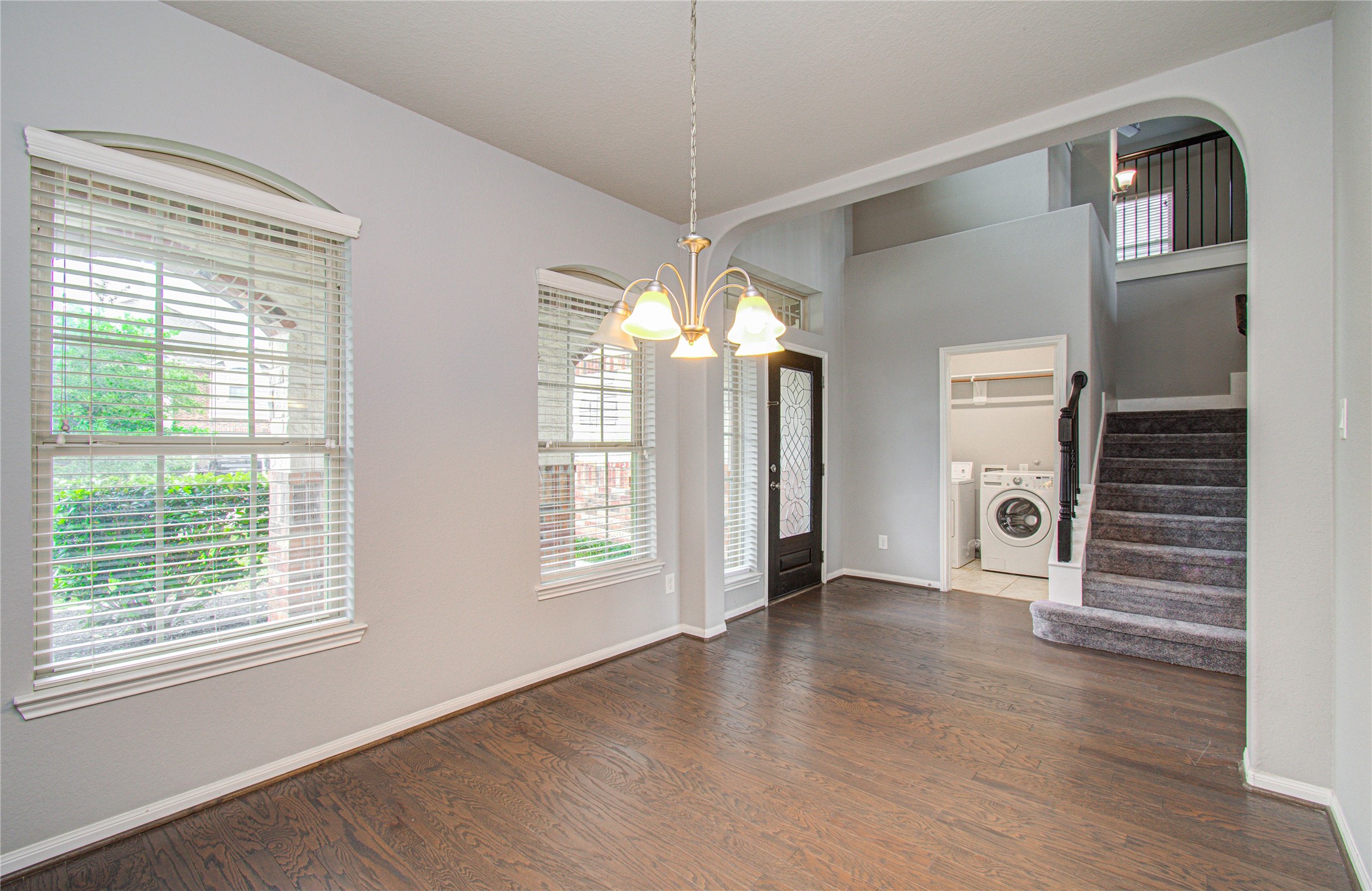 24331 Kee Cresta Court Property Photo 3