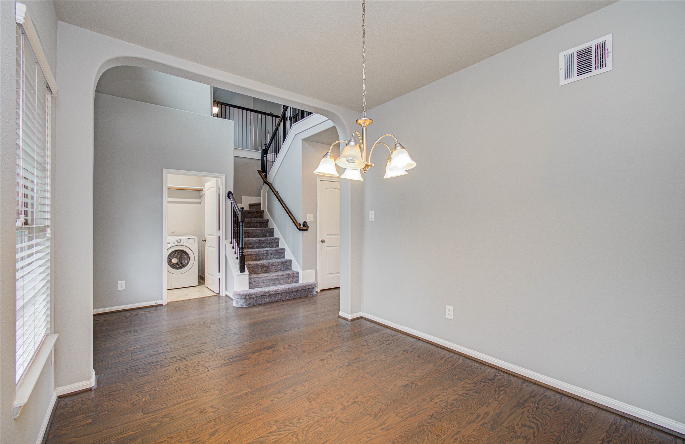 24331 Kee Cresta Court Property Photo 4