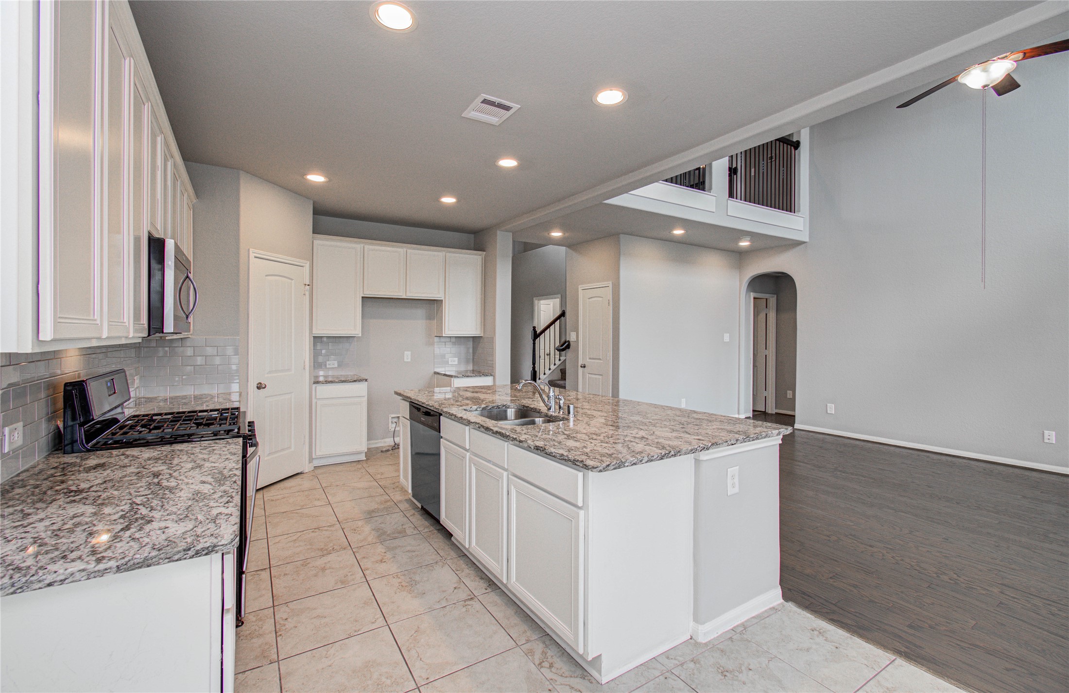 24331 Kee Cresta Court Property Photo 8