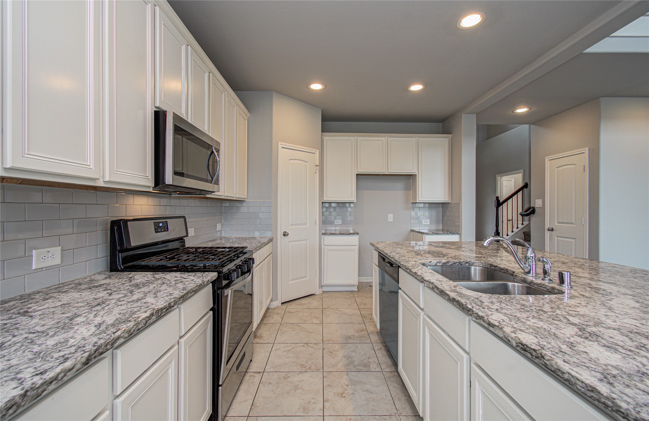 24331 Kee Cresta Court Property Photo 9